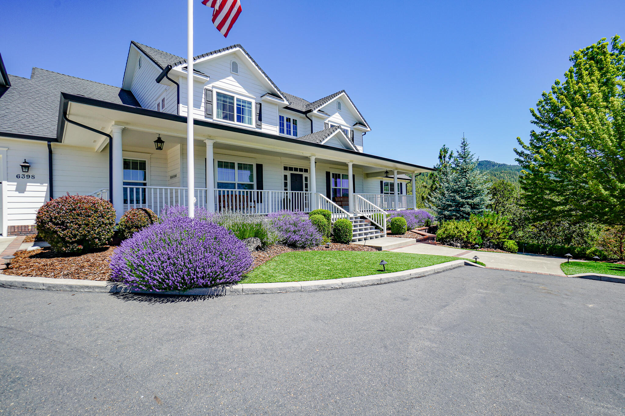 6398 Pine Ridge Drive