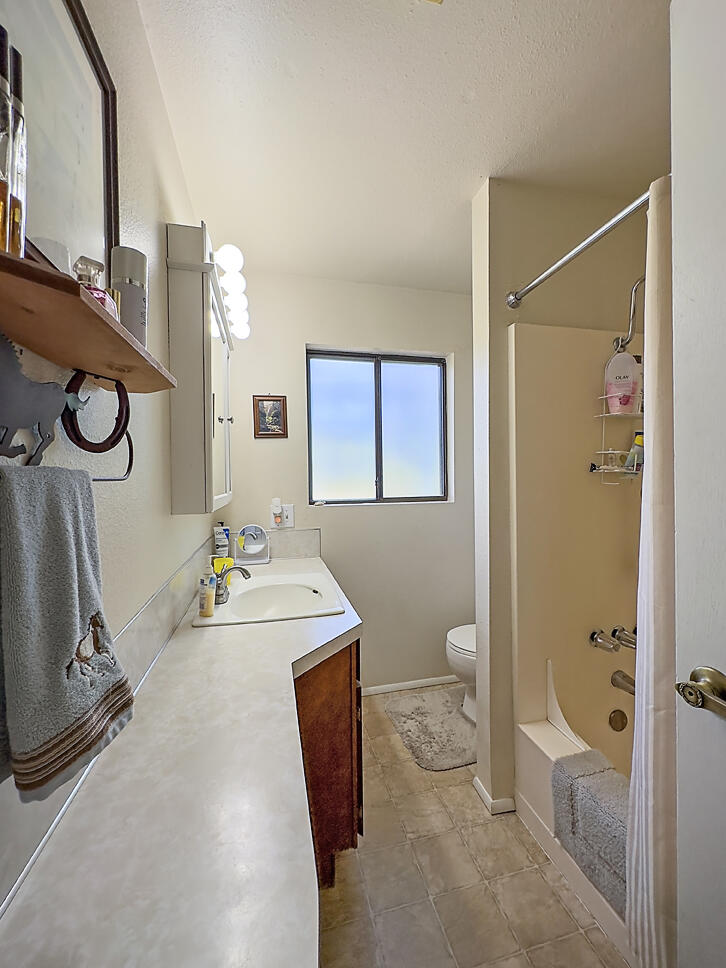 1400 Mill Creek Drive