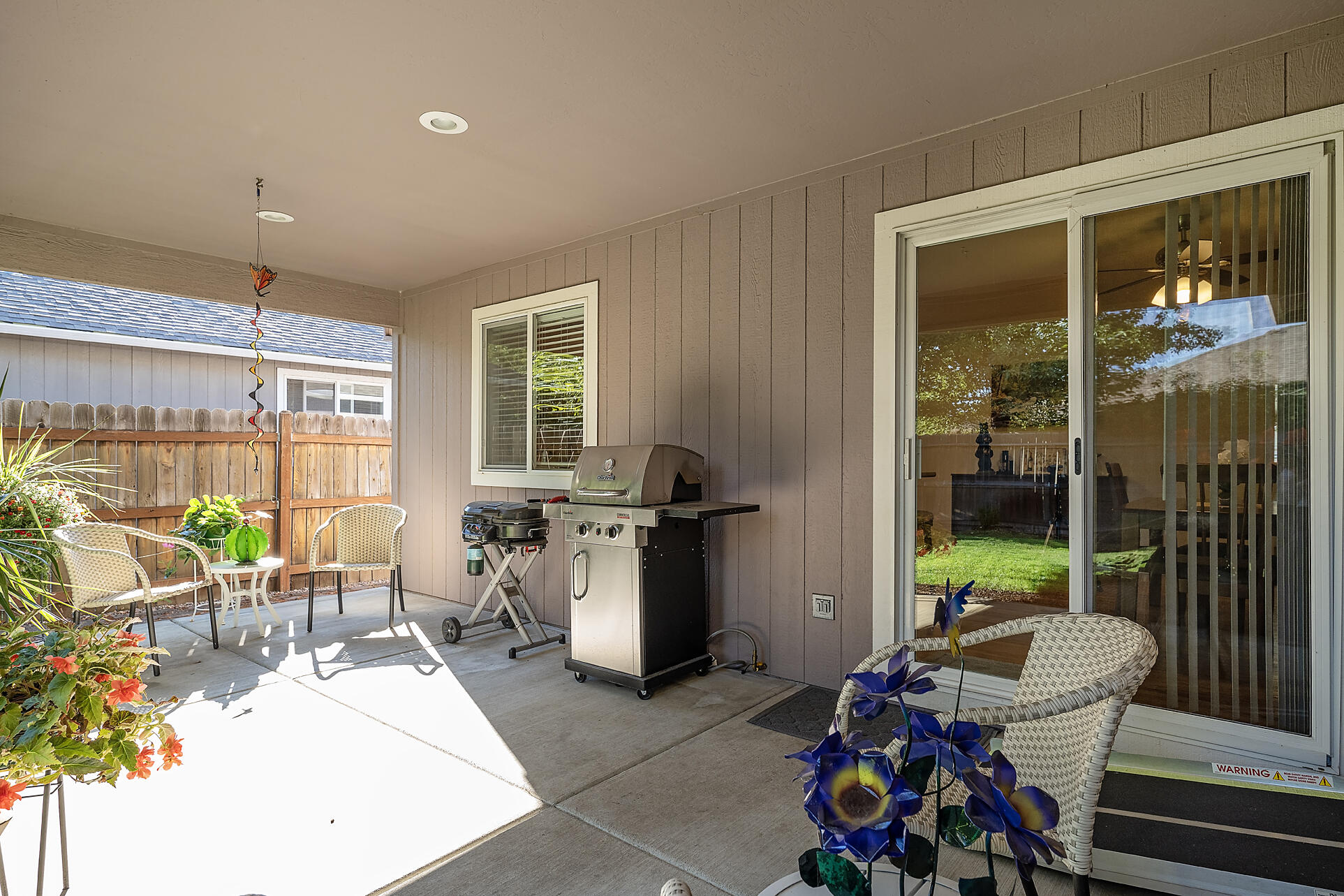 968 Willowdale Avenue