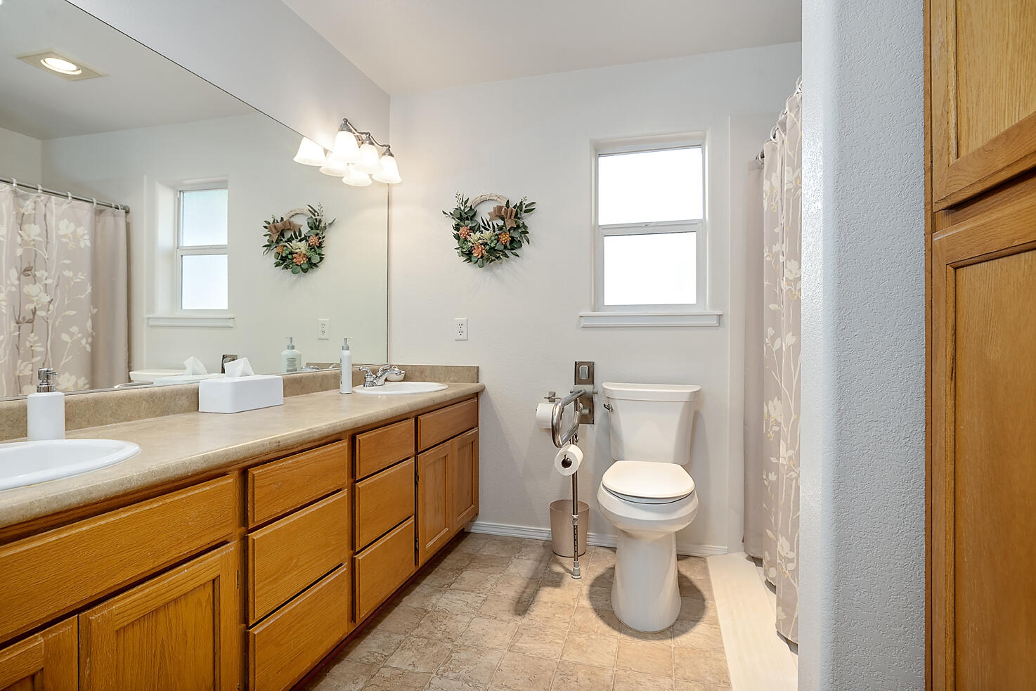 968 Willowdale Avenue