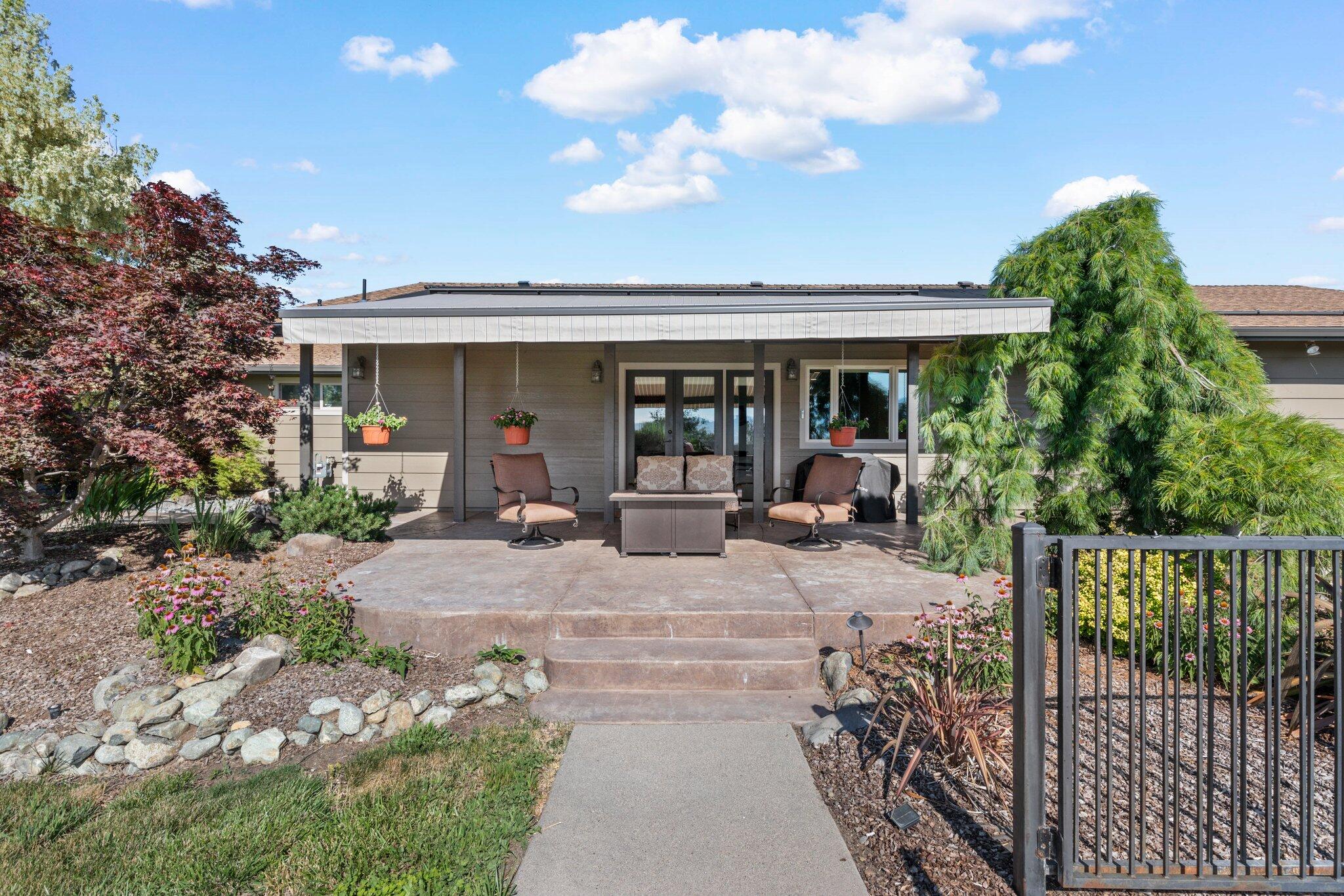 630 E Valley View Road