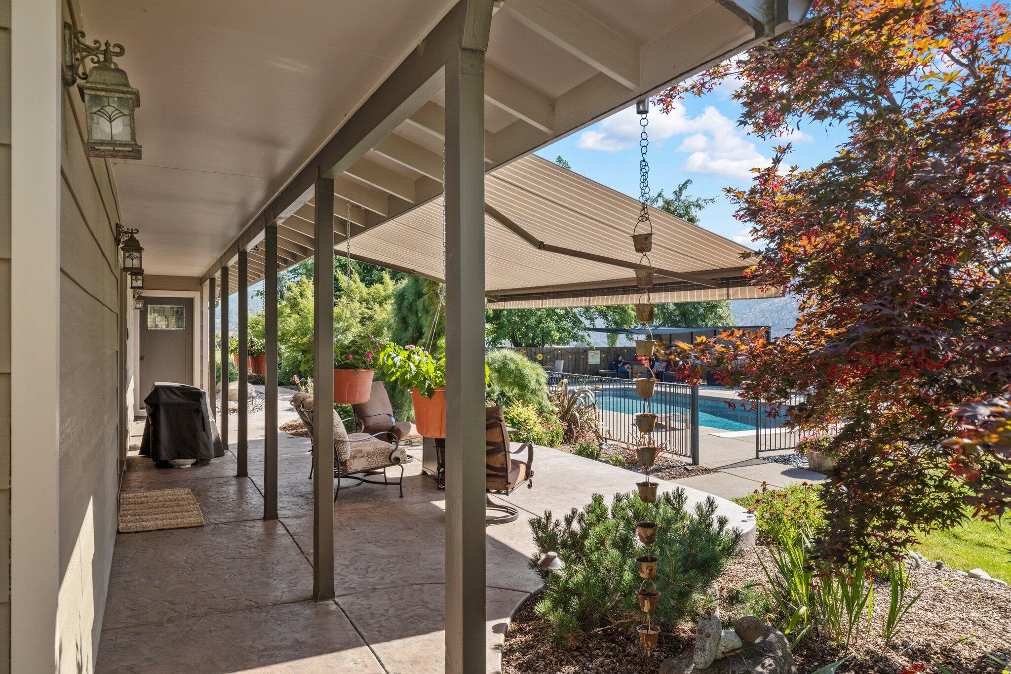 630 E Valley View Road