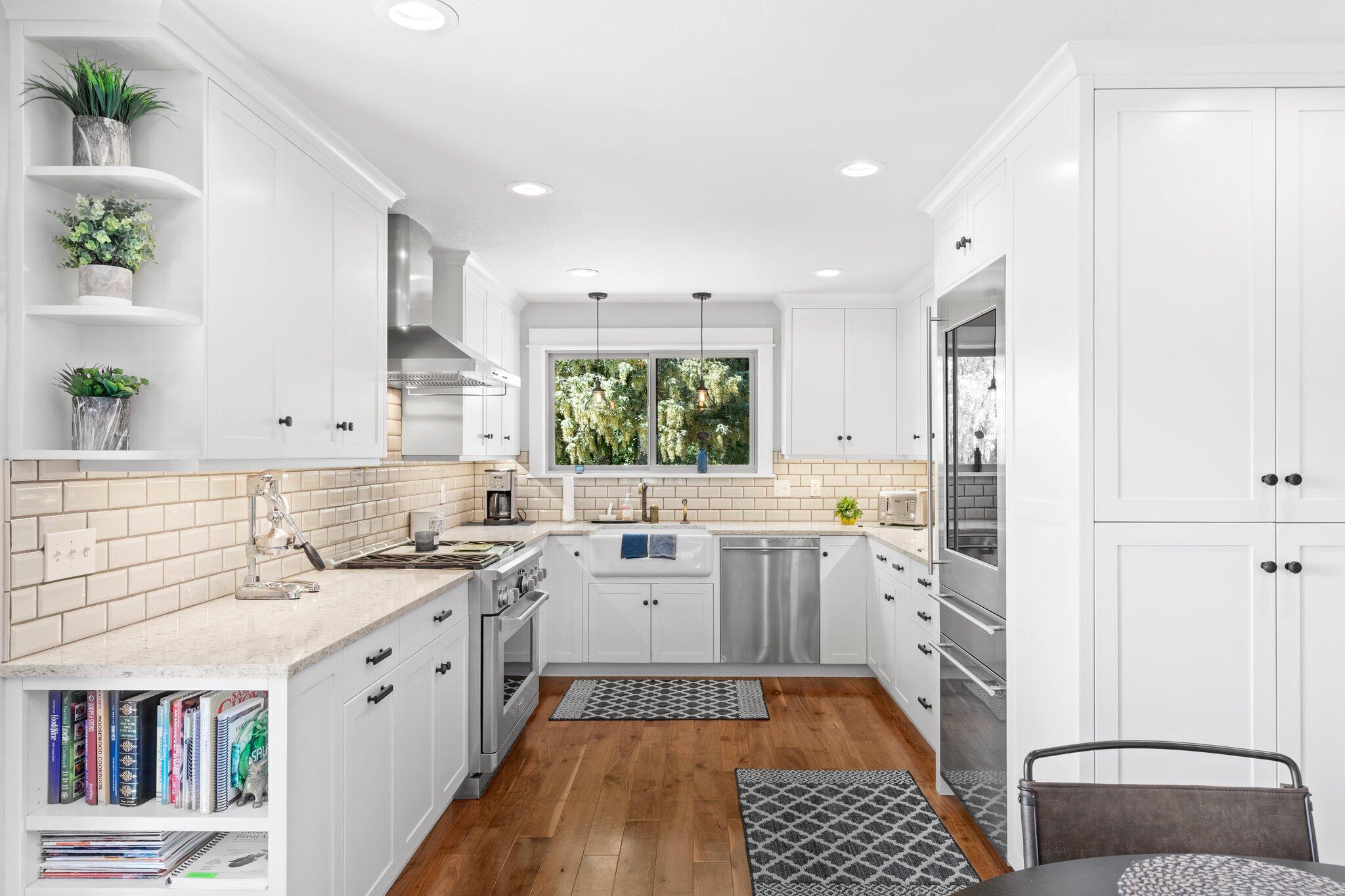 630 E Valley View Road