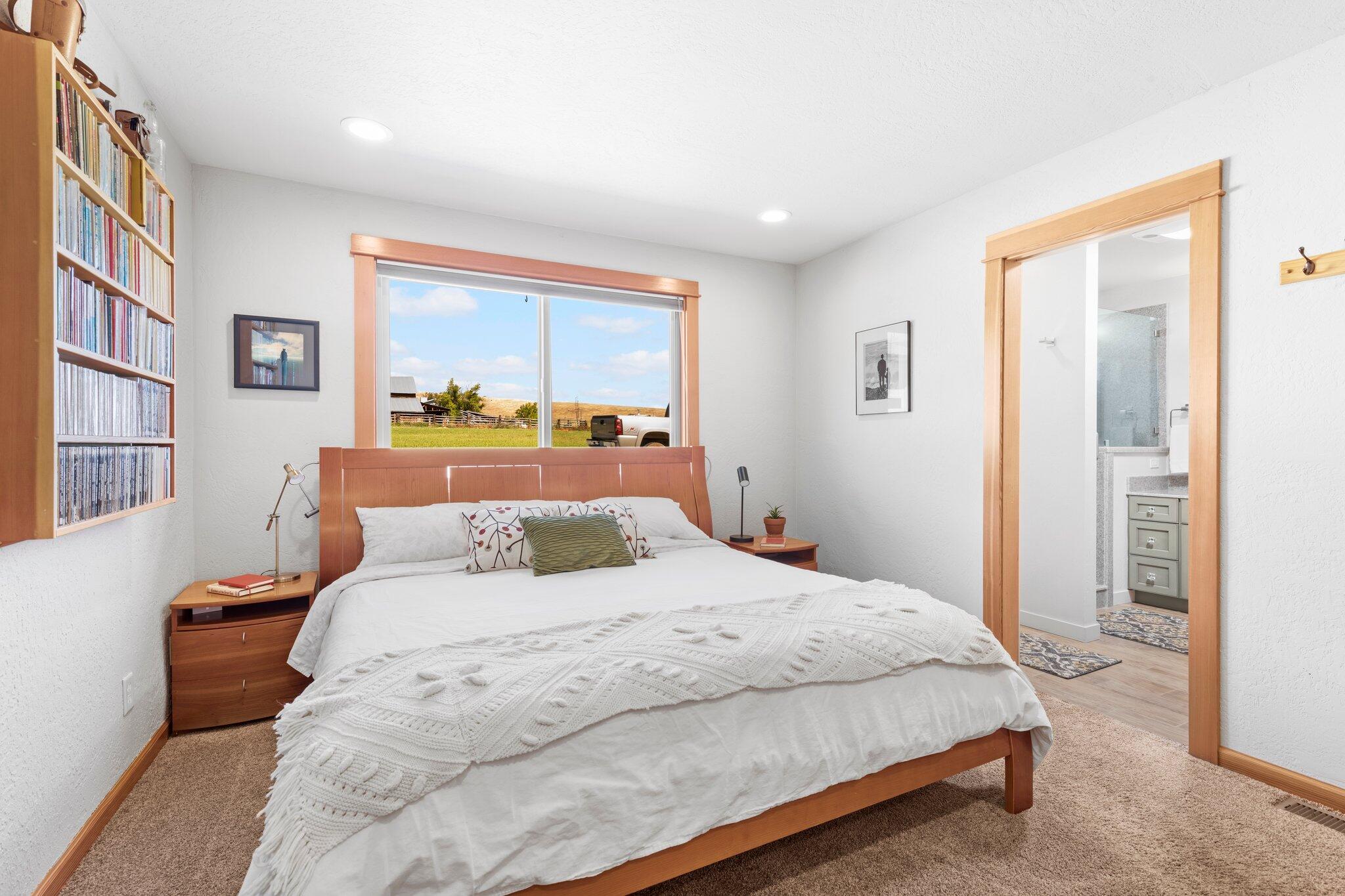 630 E Valley View Road