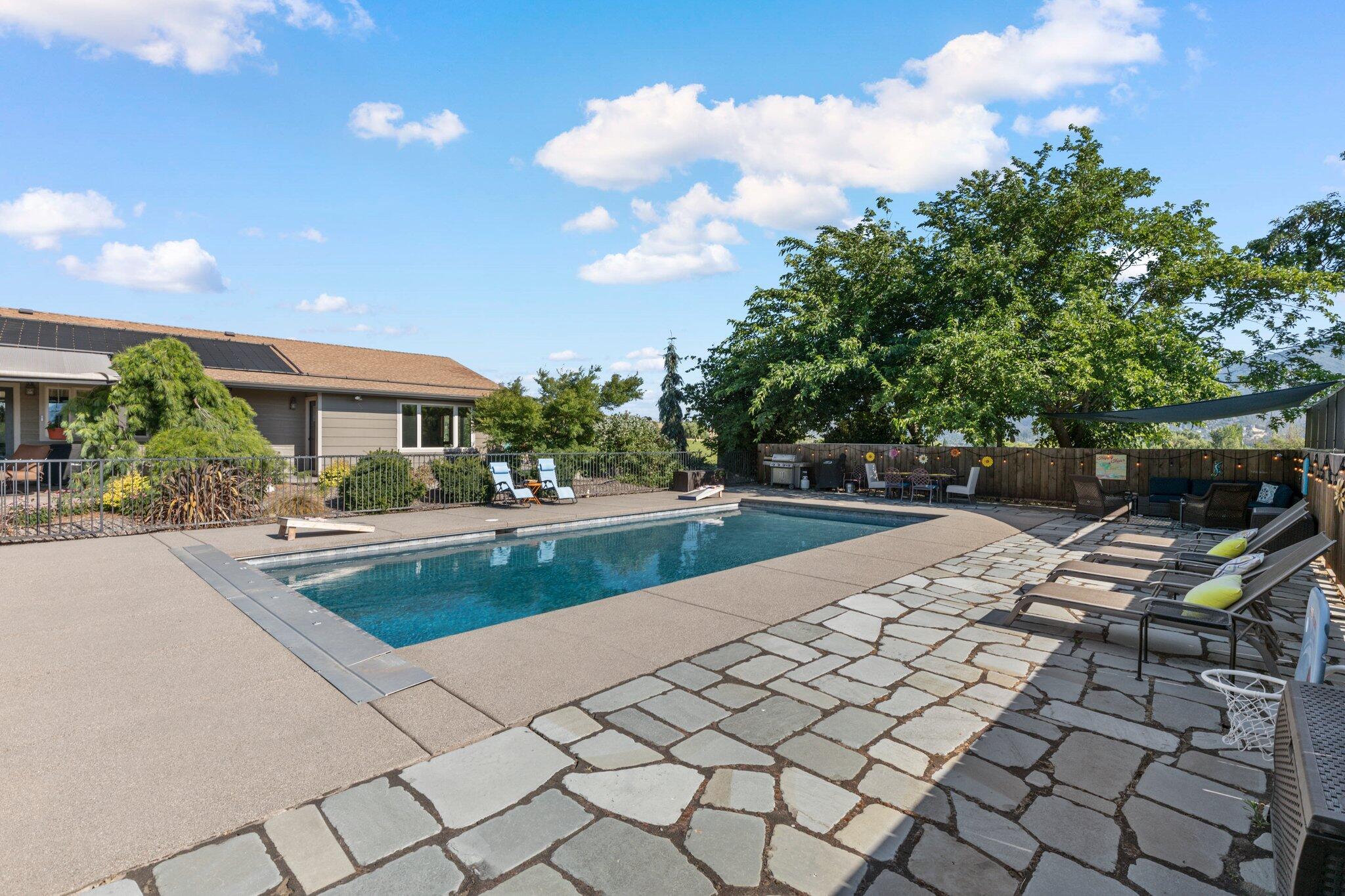 630 E Valley View Road