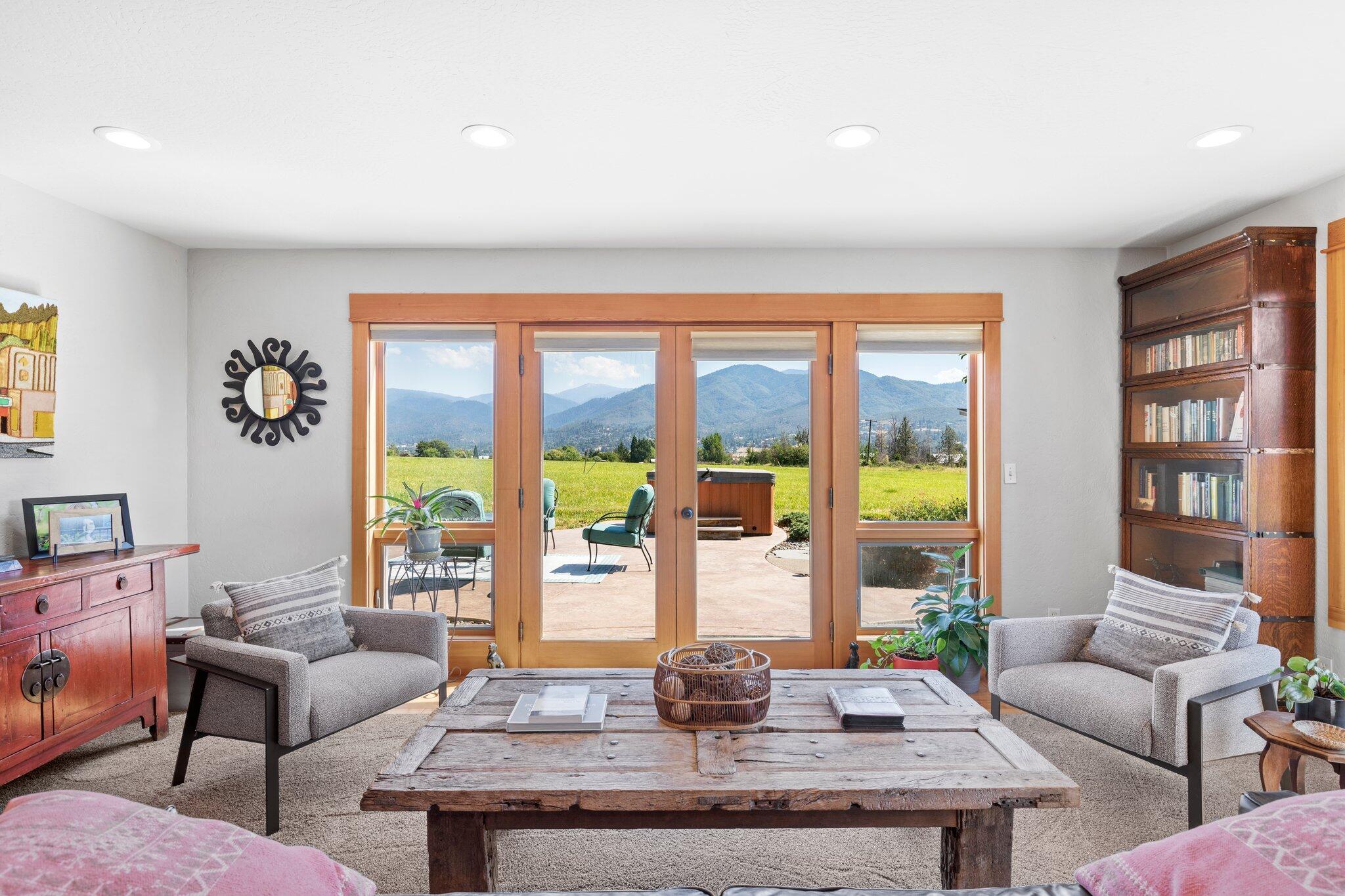 630 E Valley View Road