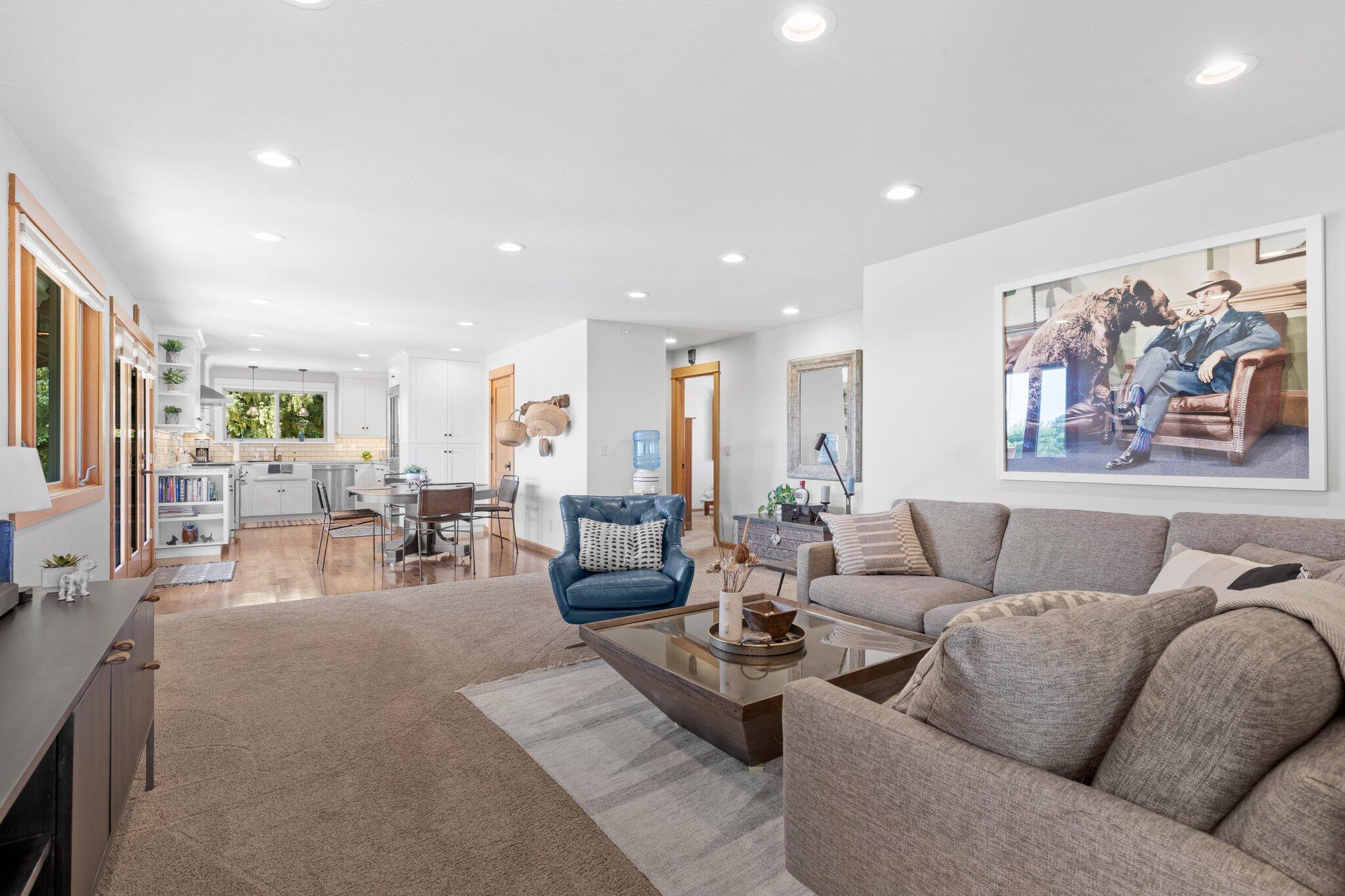 630 E Valley View Road