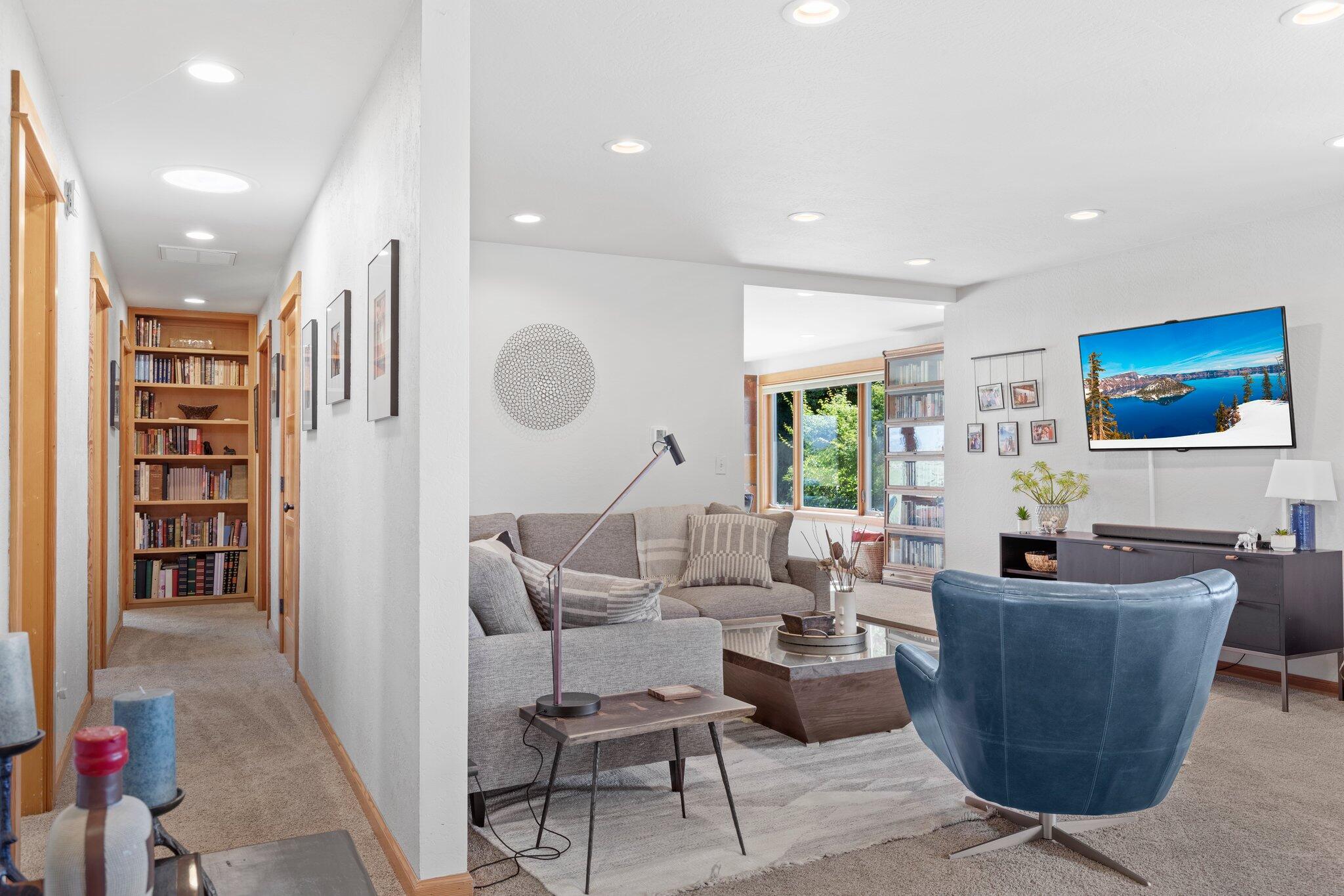 630 E Valley View Road