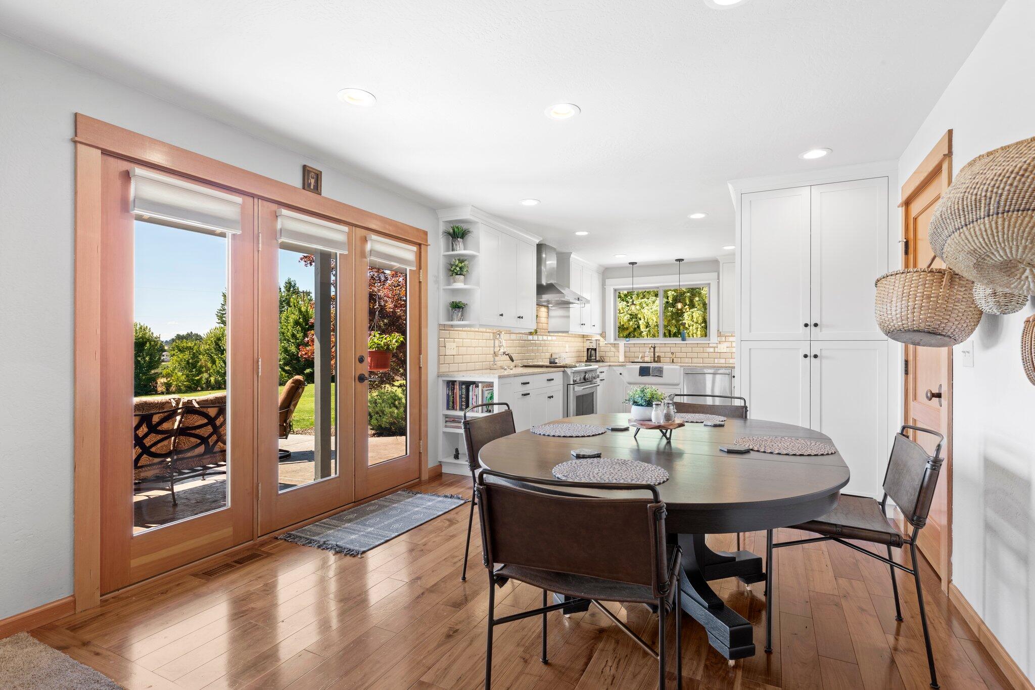 630 E Valley View Road