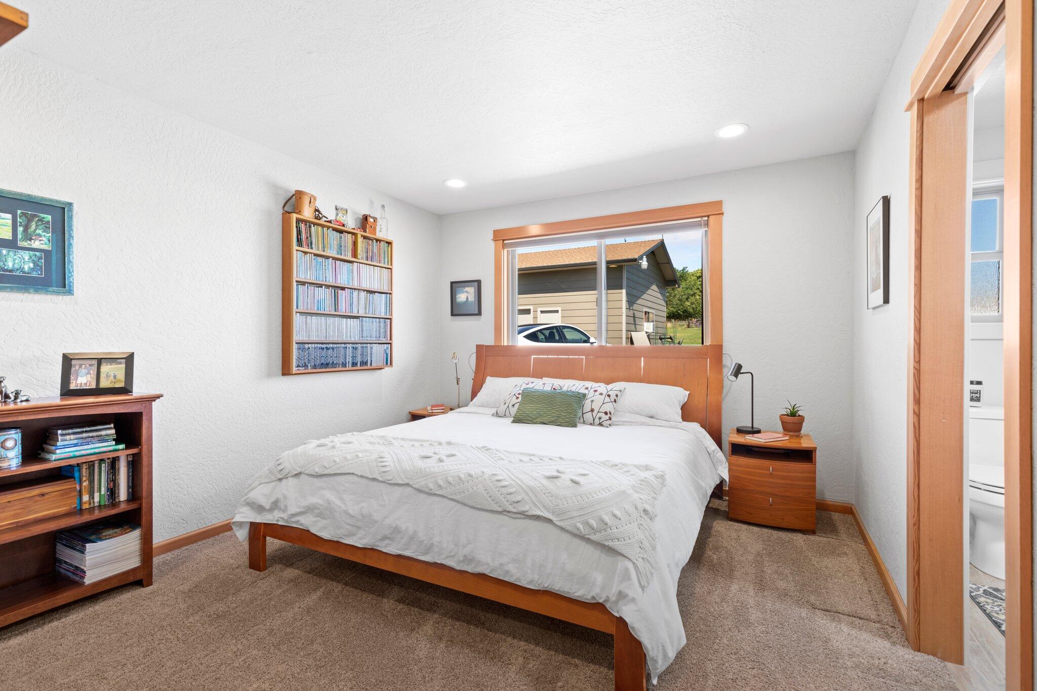 630 E Valley View Road