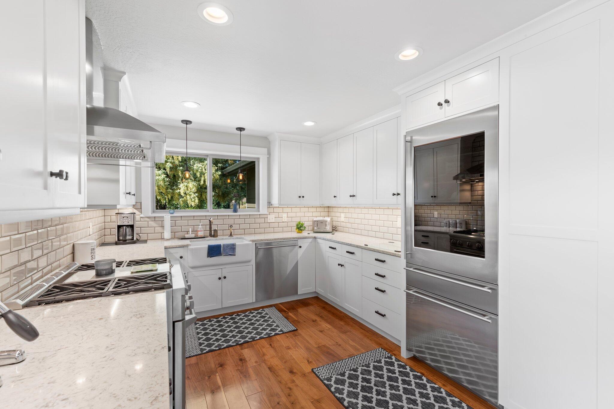 630 E Valley View Road