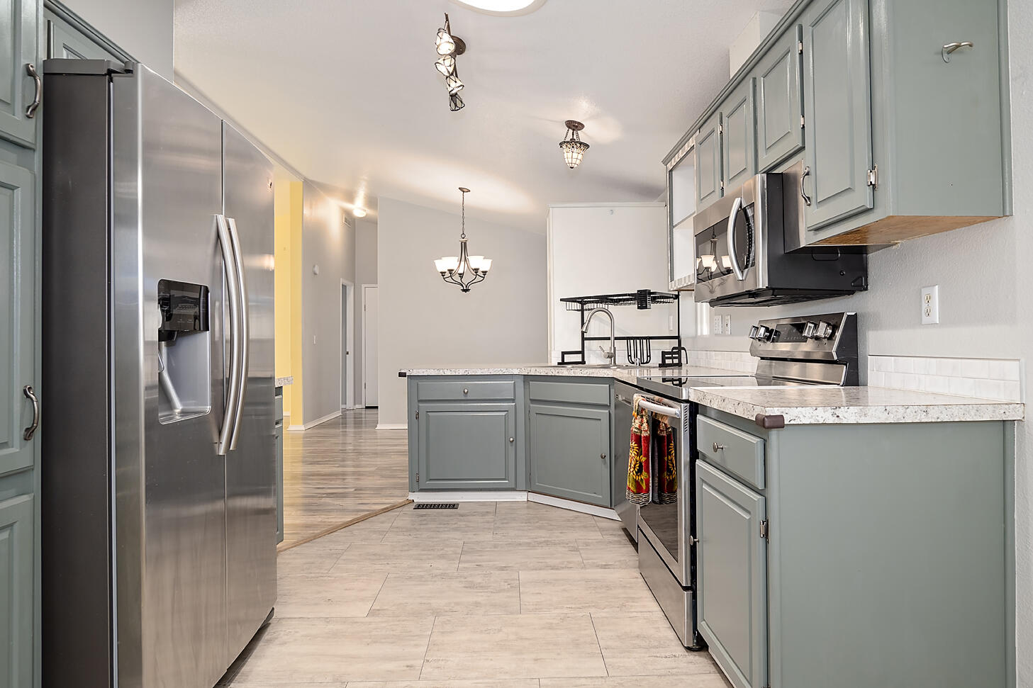 633 E Archwood Drive, UNIT 63