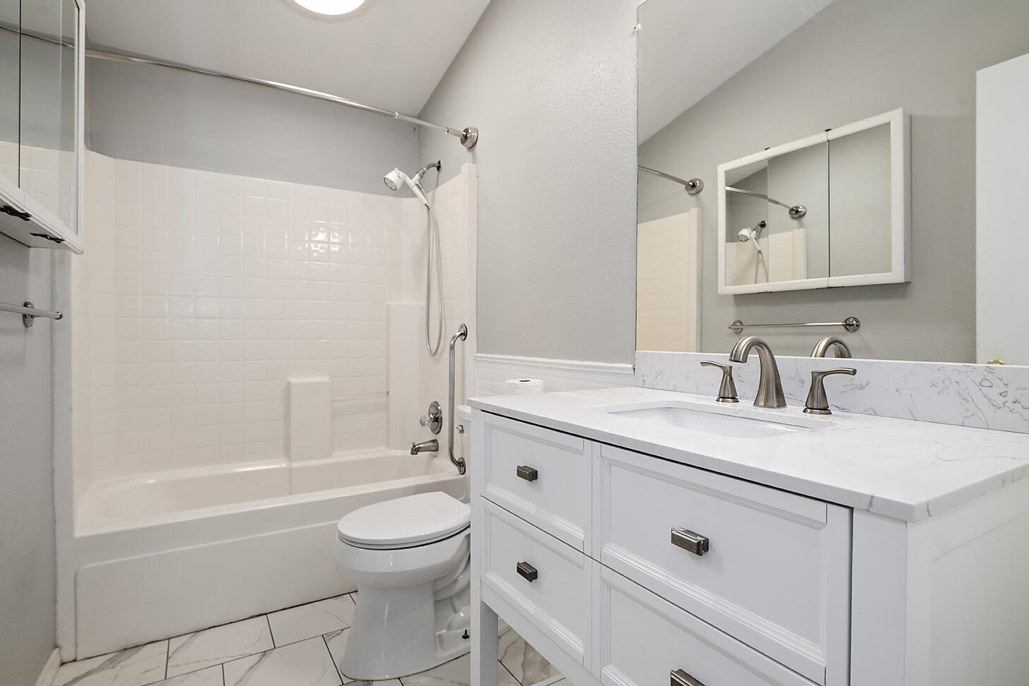 633 E Archwood Drive, UNIT 63