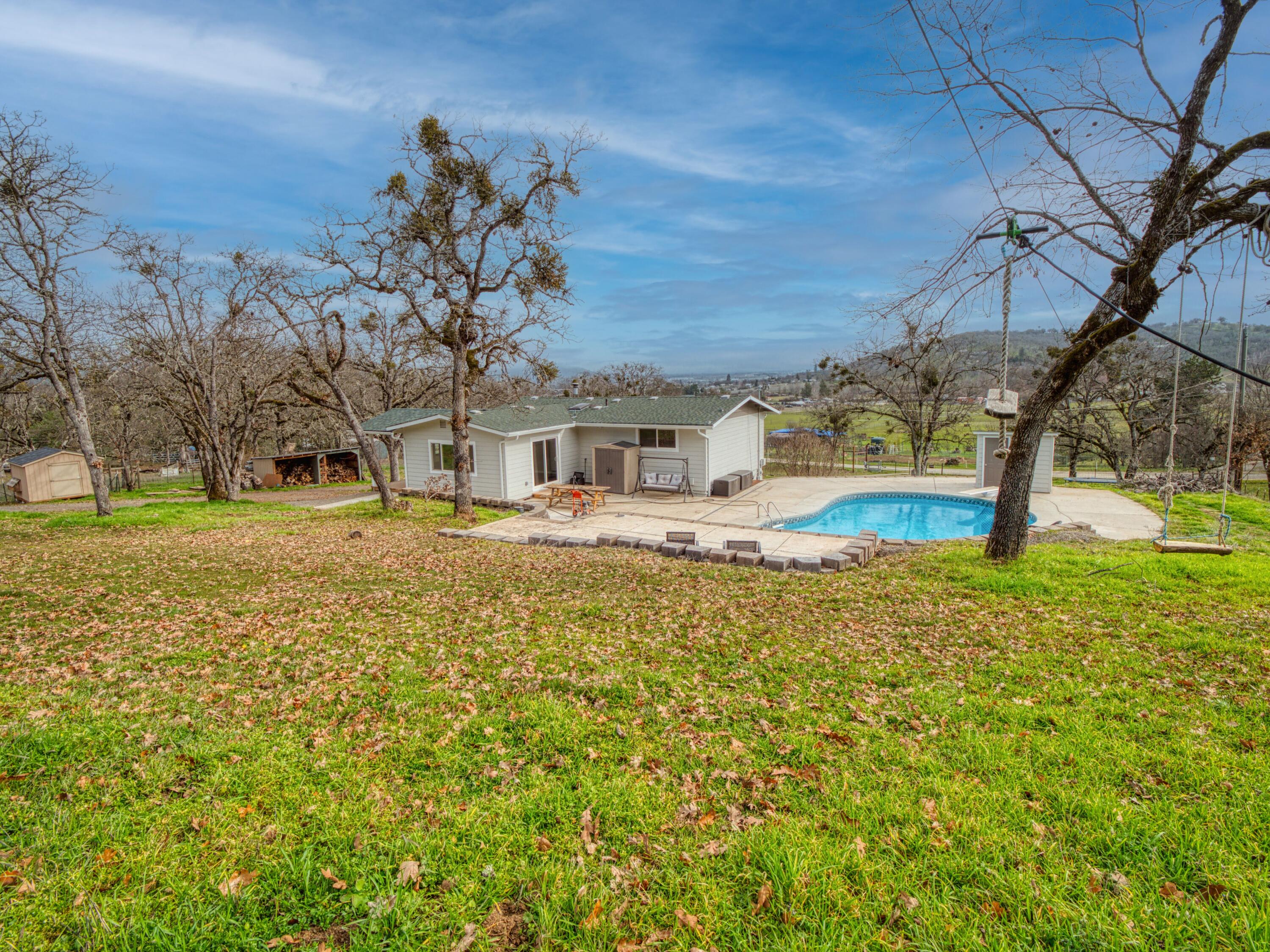 6169 Tamarack Lane