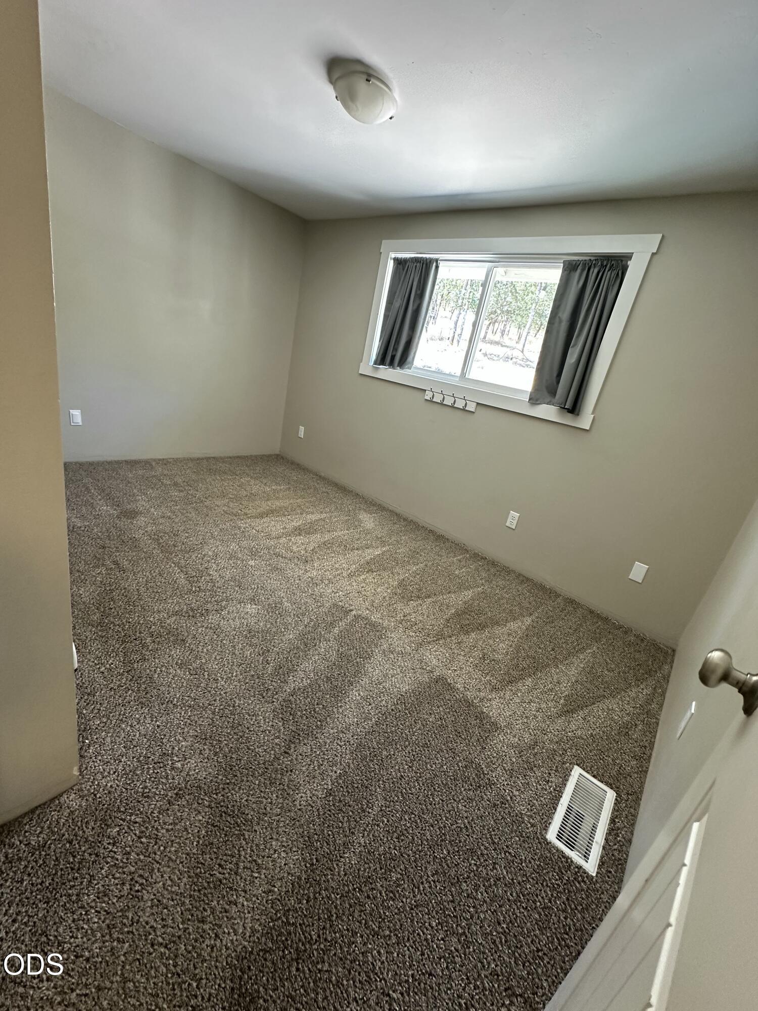 6169 Tamarack Lane