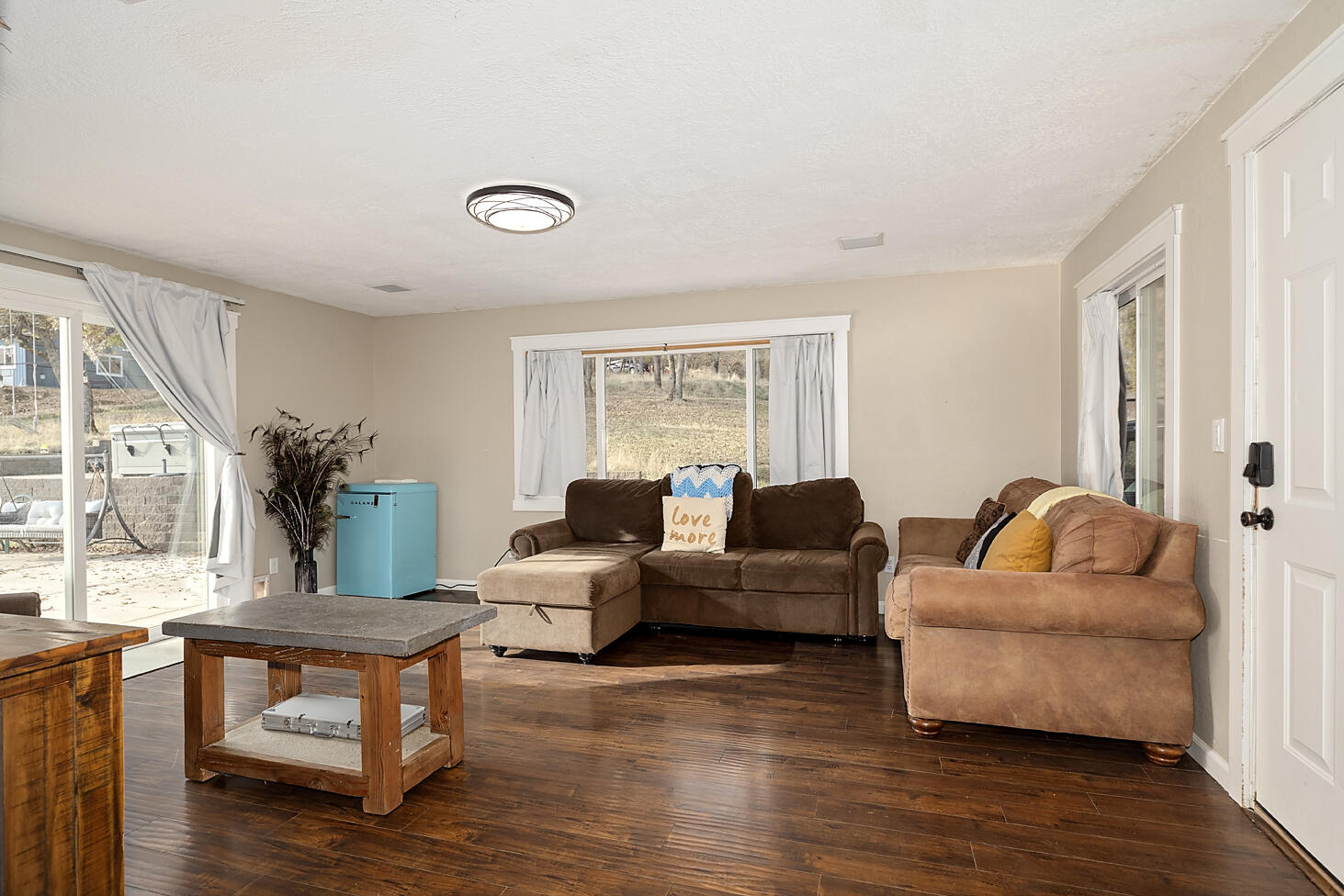 6169 Tamarack Lane