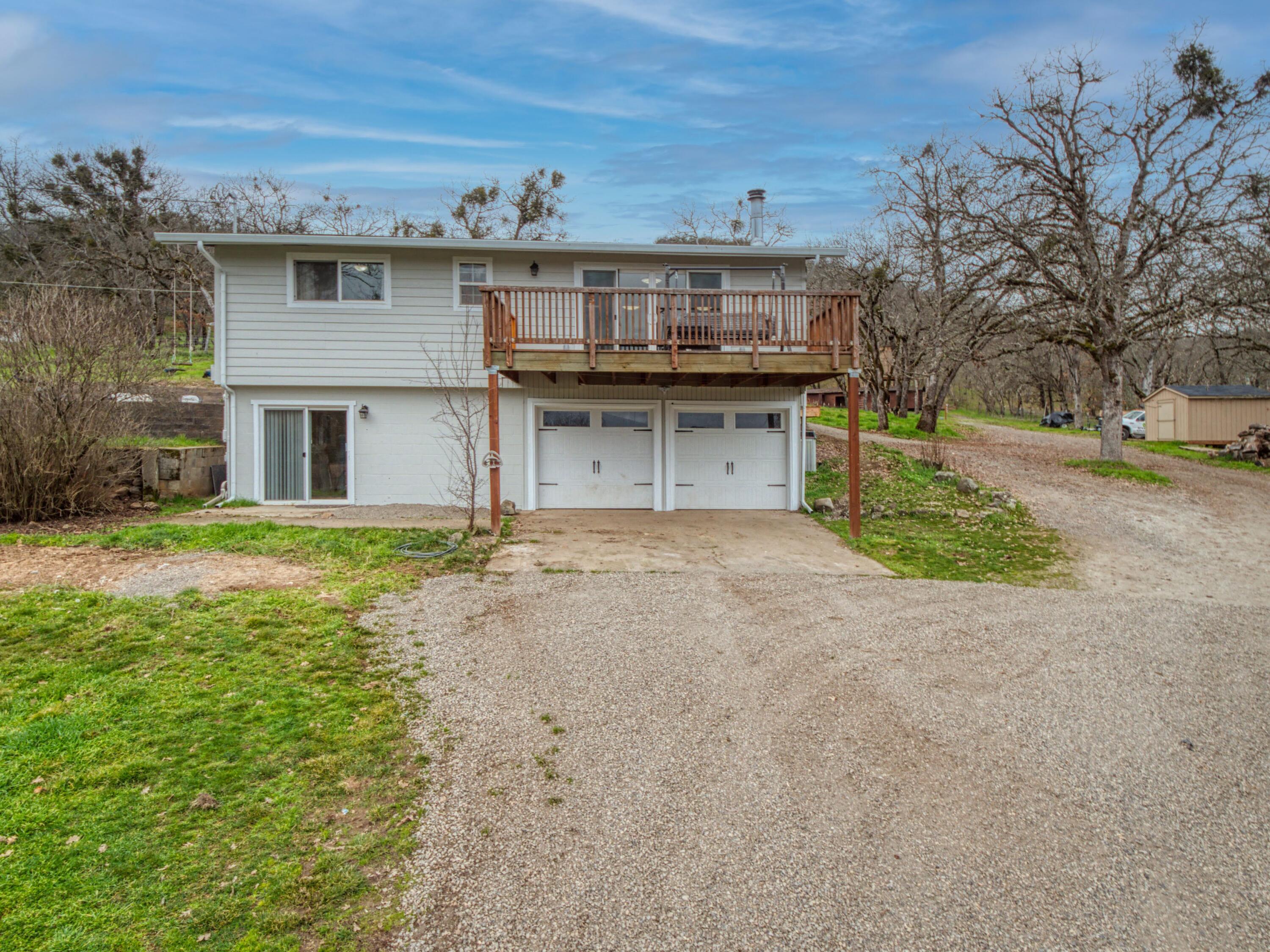 6169 Tamarack Lane