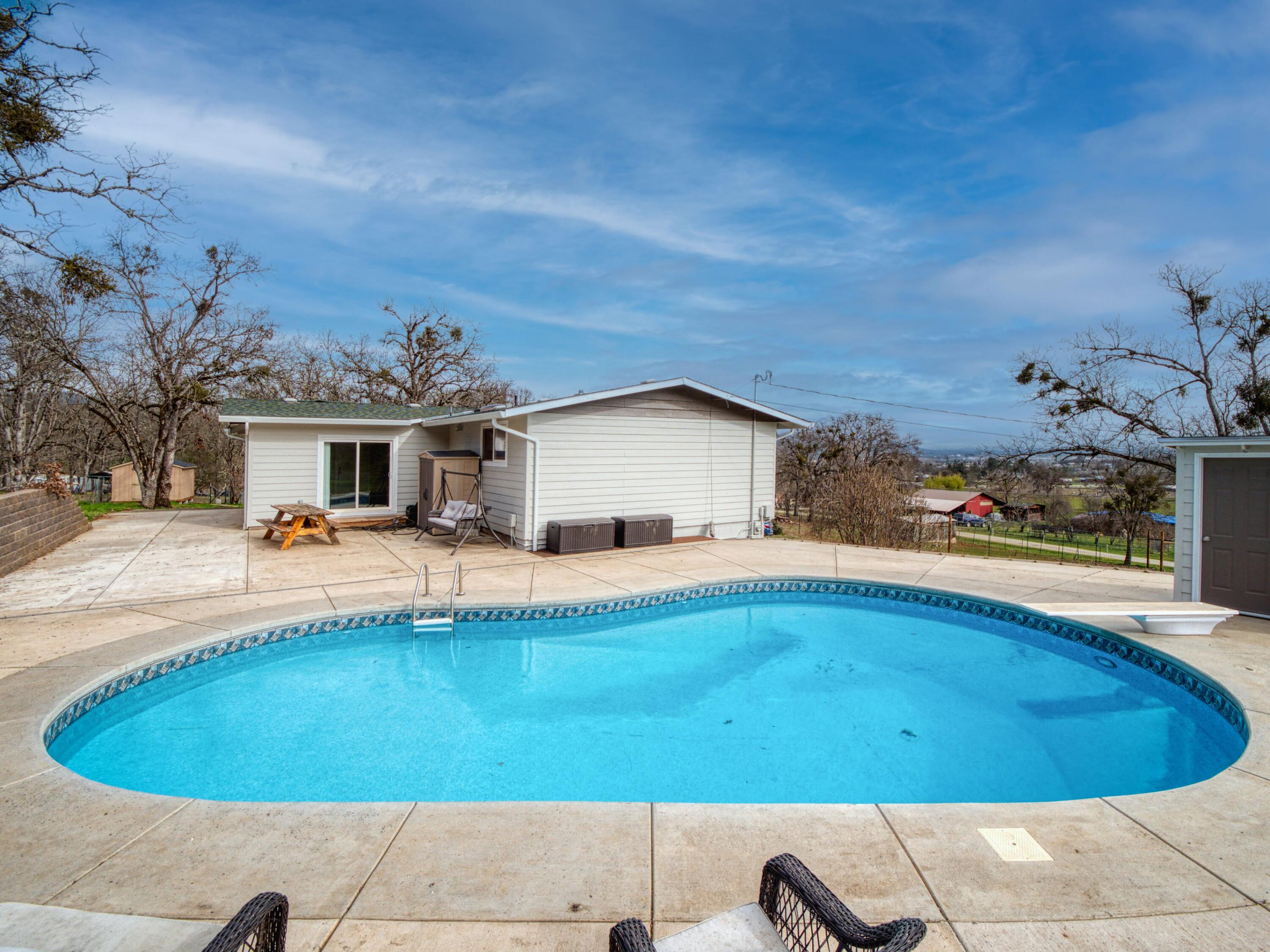 6169 Tamarack Lane