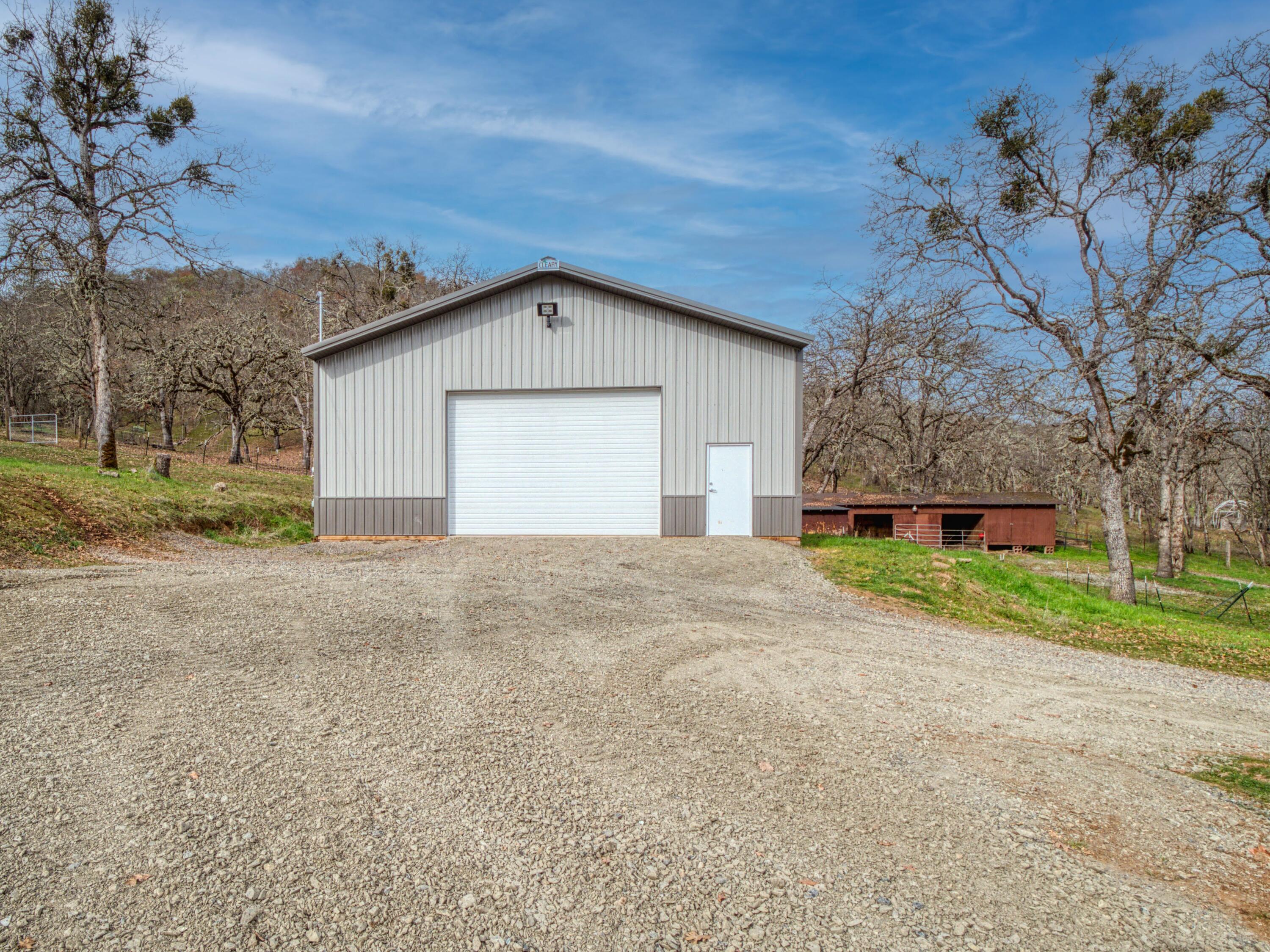 6169 Tamarack Lane