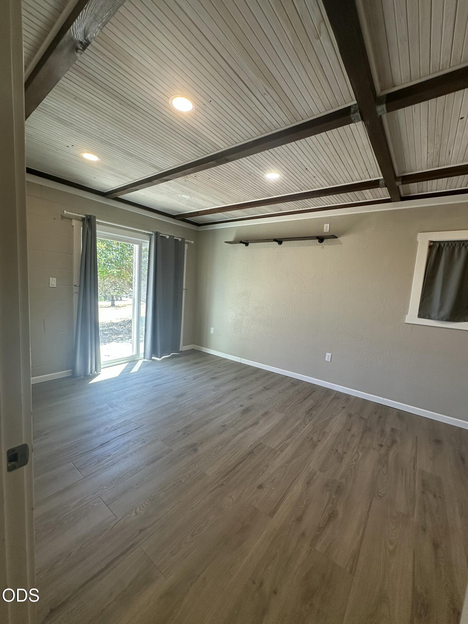 6169 Tamarack Lane