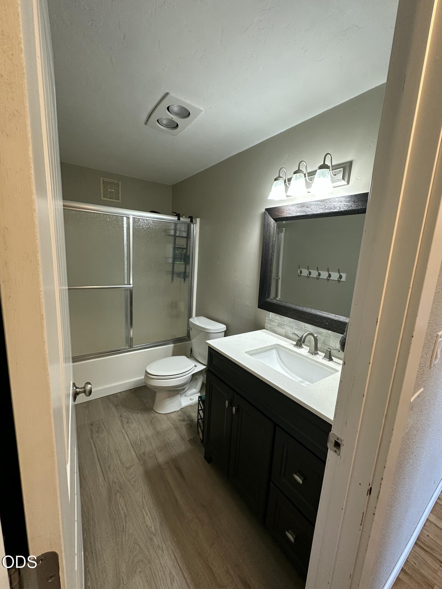 6169 Tamarack Lane