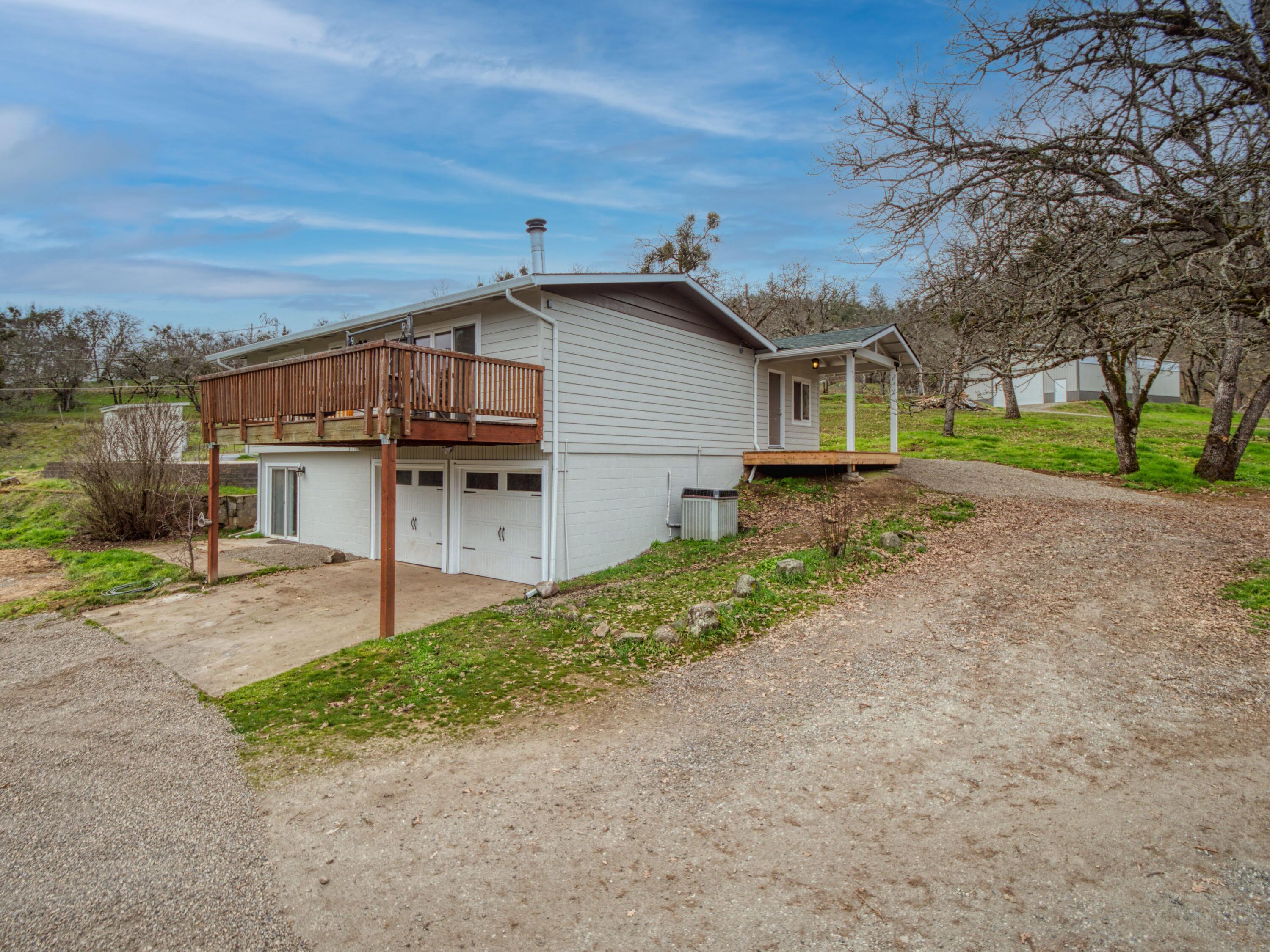 6169 Tamarack Lane