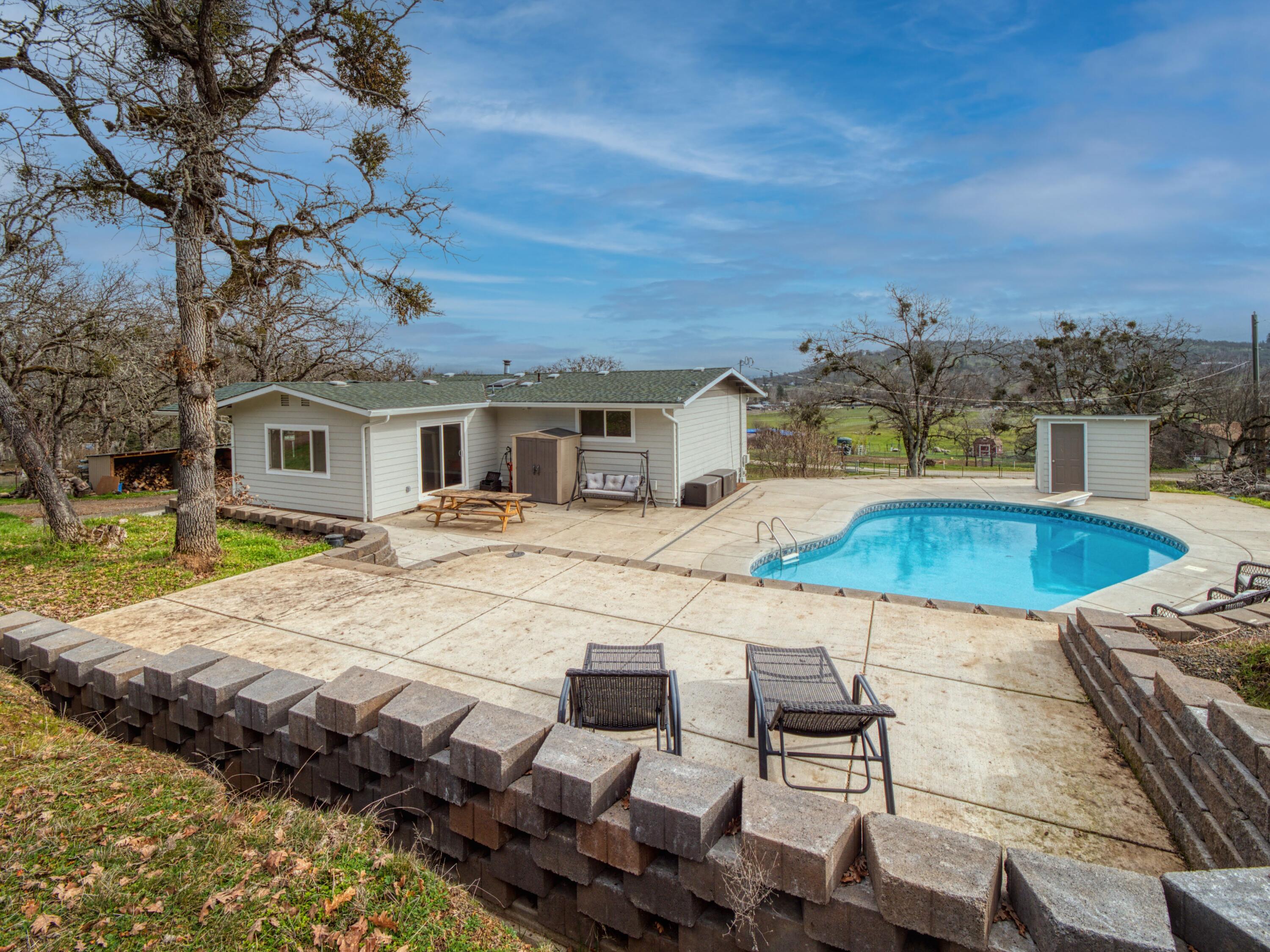 6169 Tamarack Lane