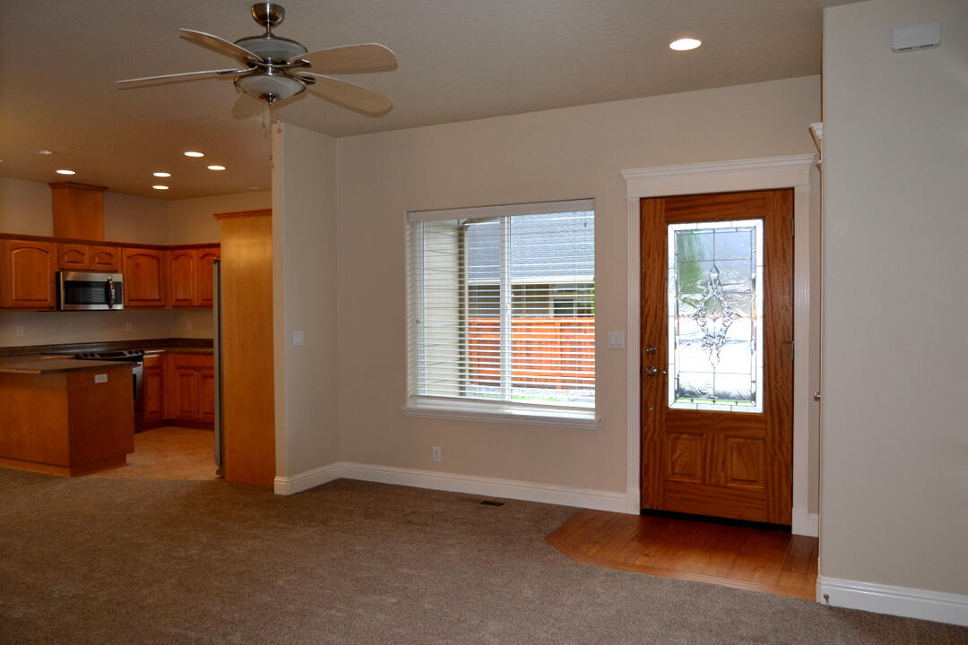 2089 SW Mercury Lane