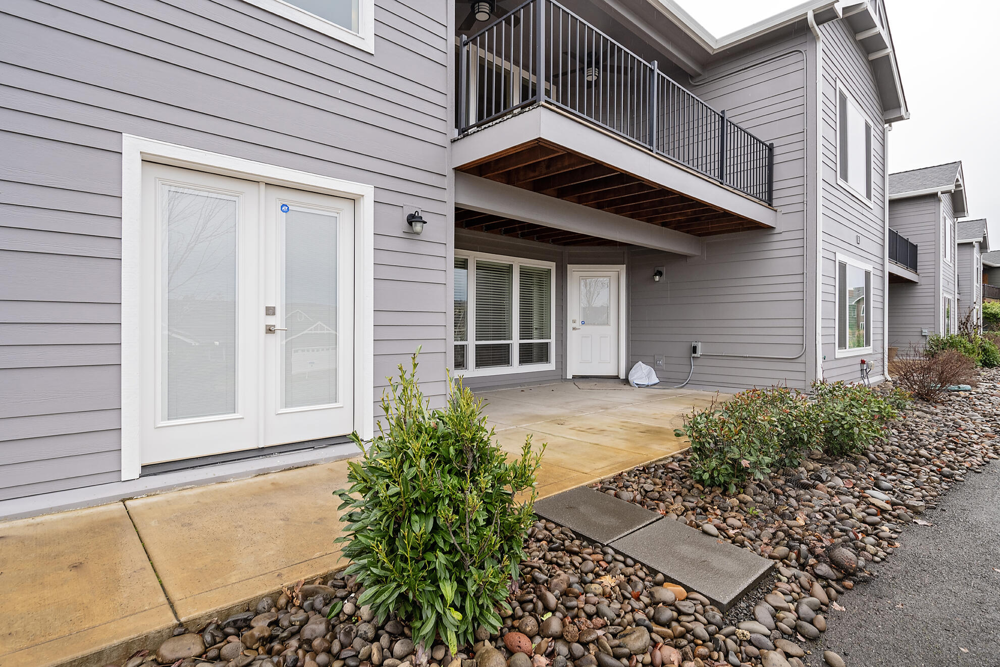 203 Skyhawk Drive, Eagle Point