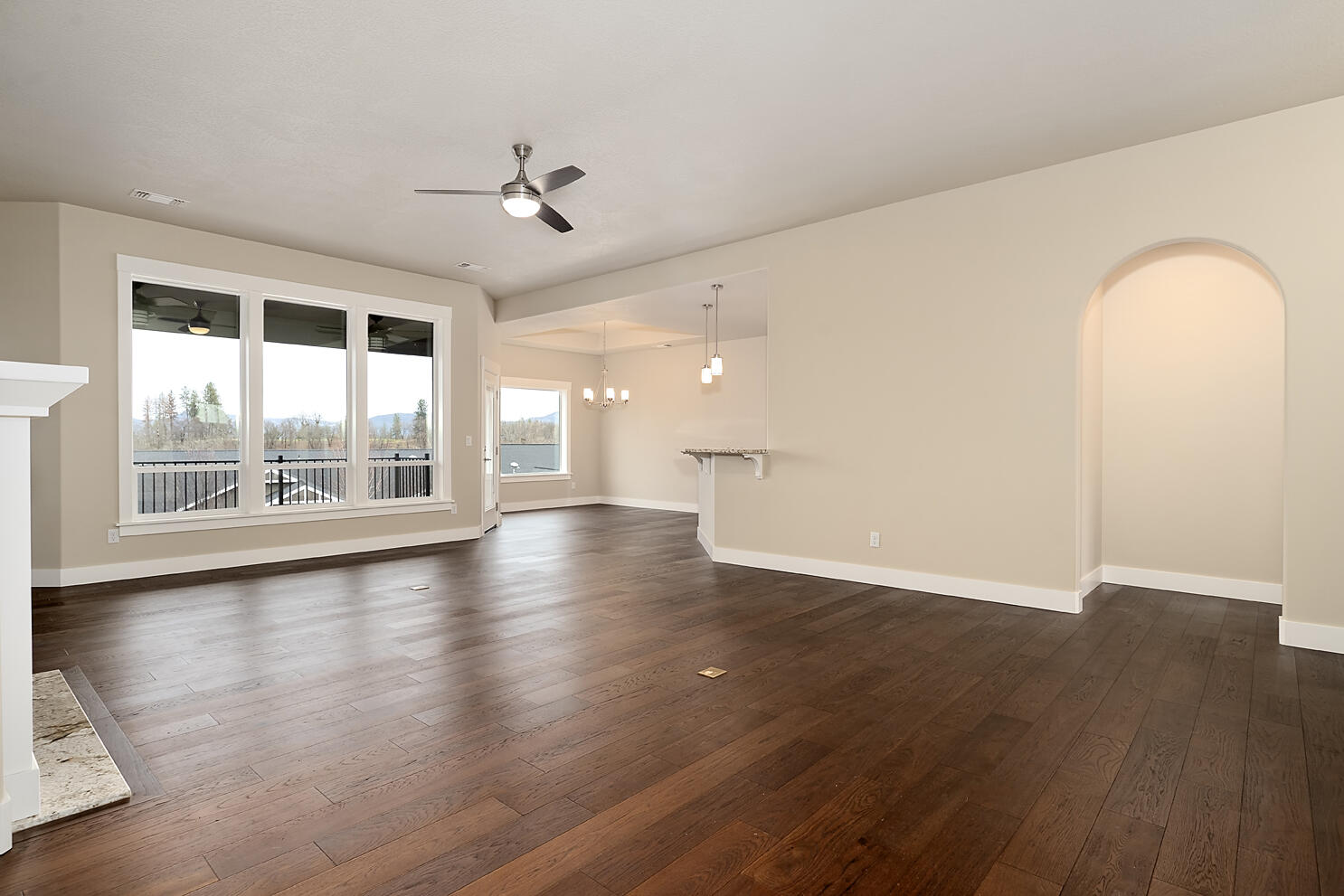 203 Skyhawk Drive, Eagle Point