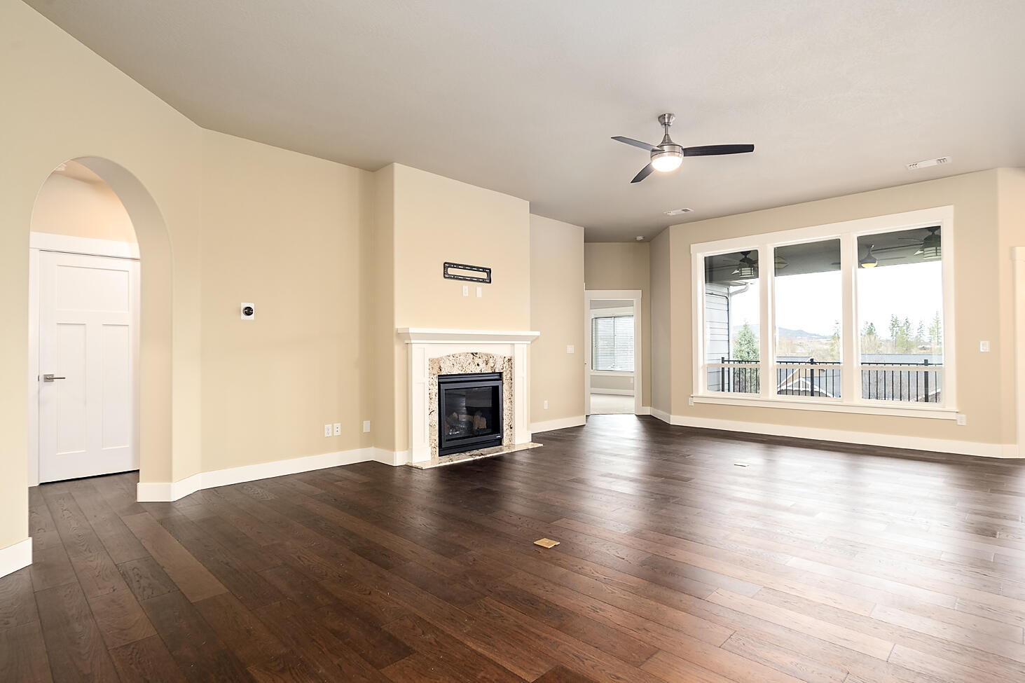 203 Skyhawk Drive, Eagle Point