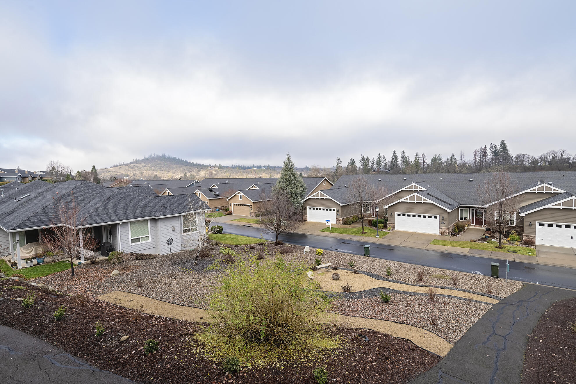 203 Skyhawk Drive, Eagle Point