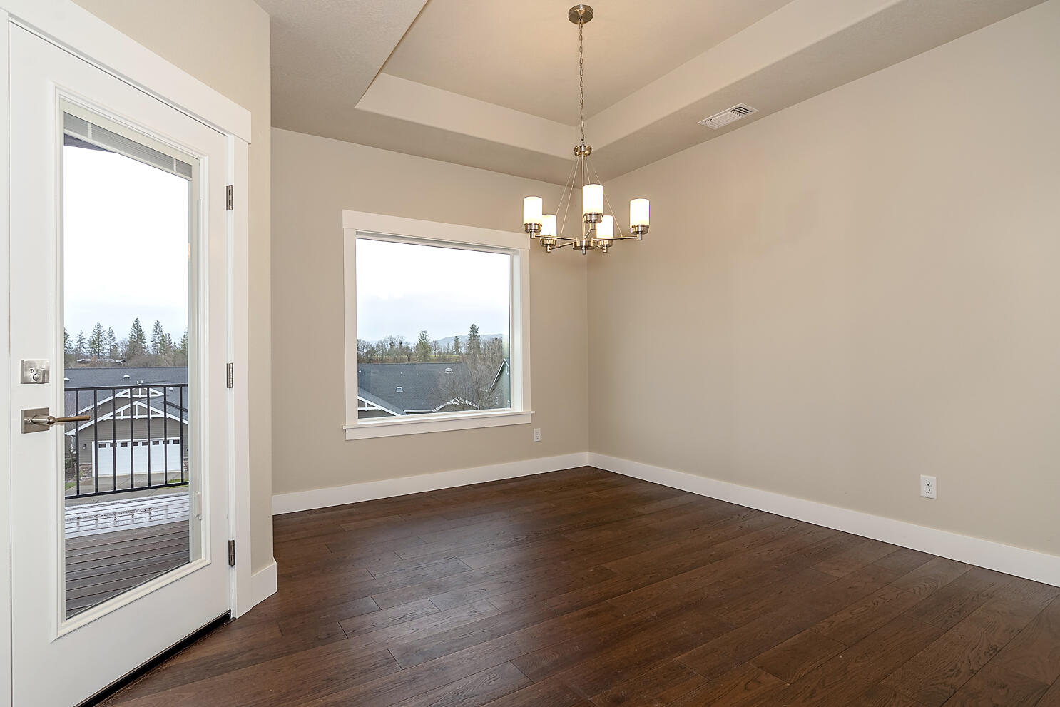 203 Skyhawk Drive, Eagle Point