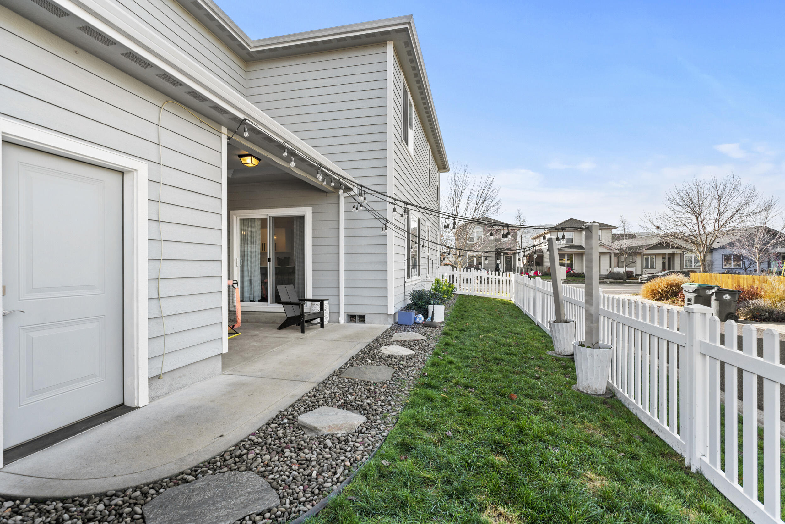 1142 N Haskell Street