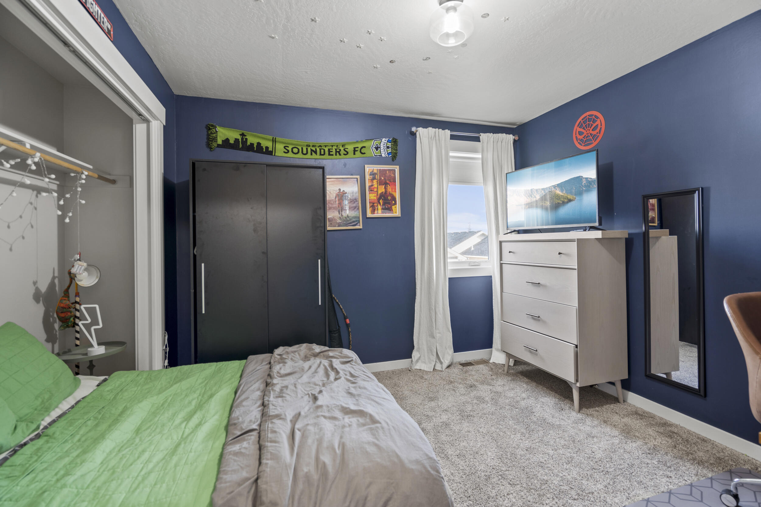 1142 N Haskell Street