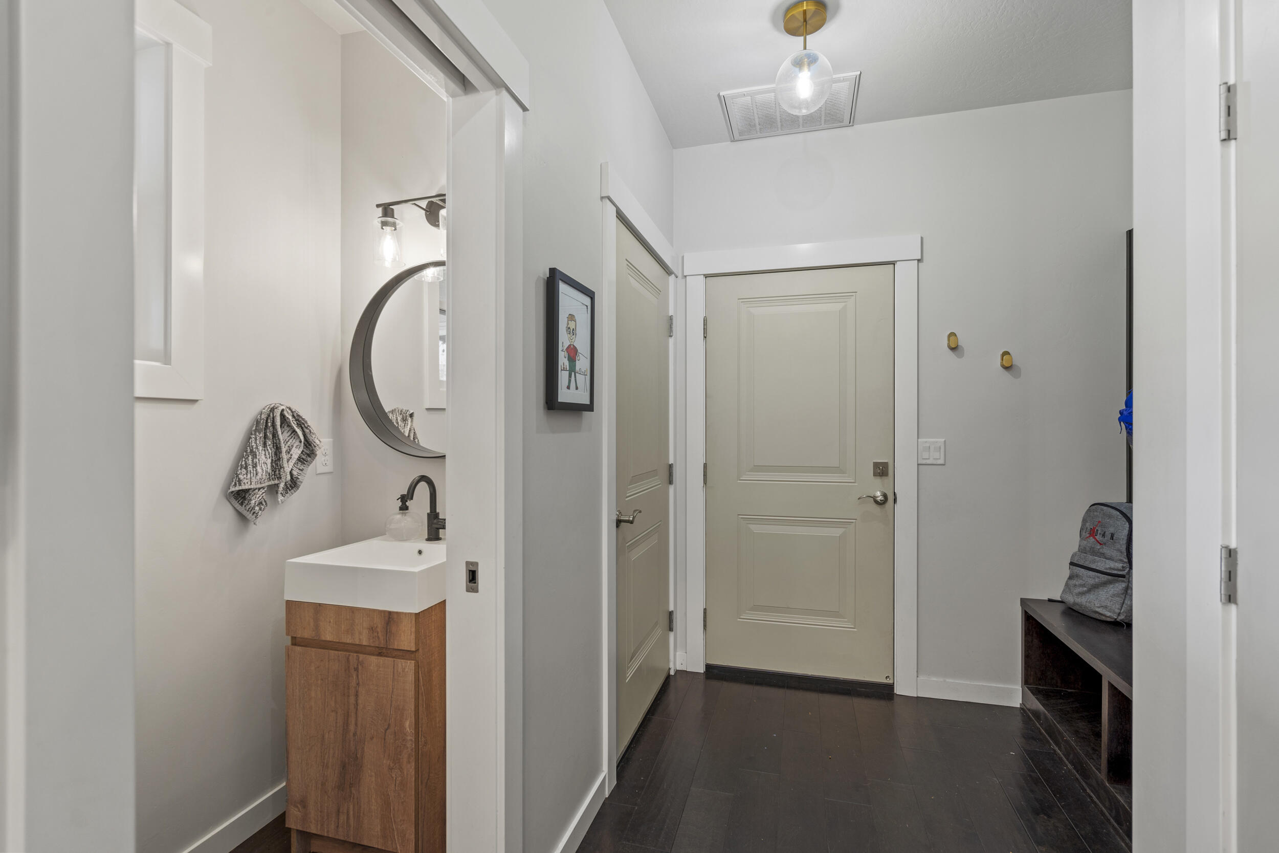 1142 N Haskell Street