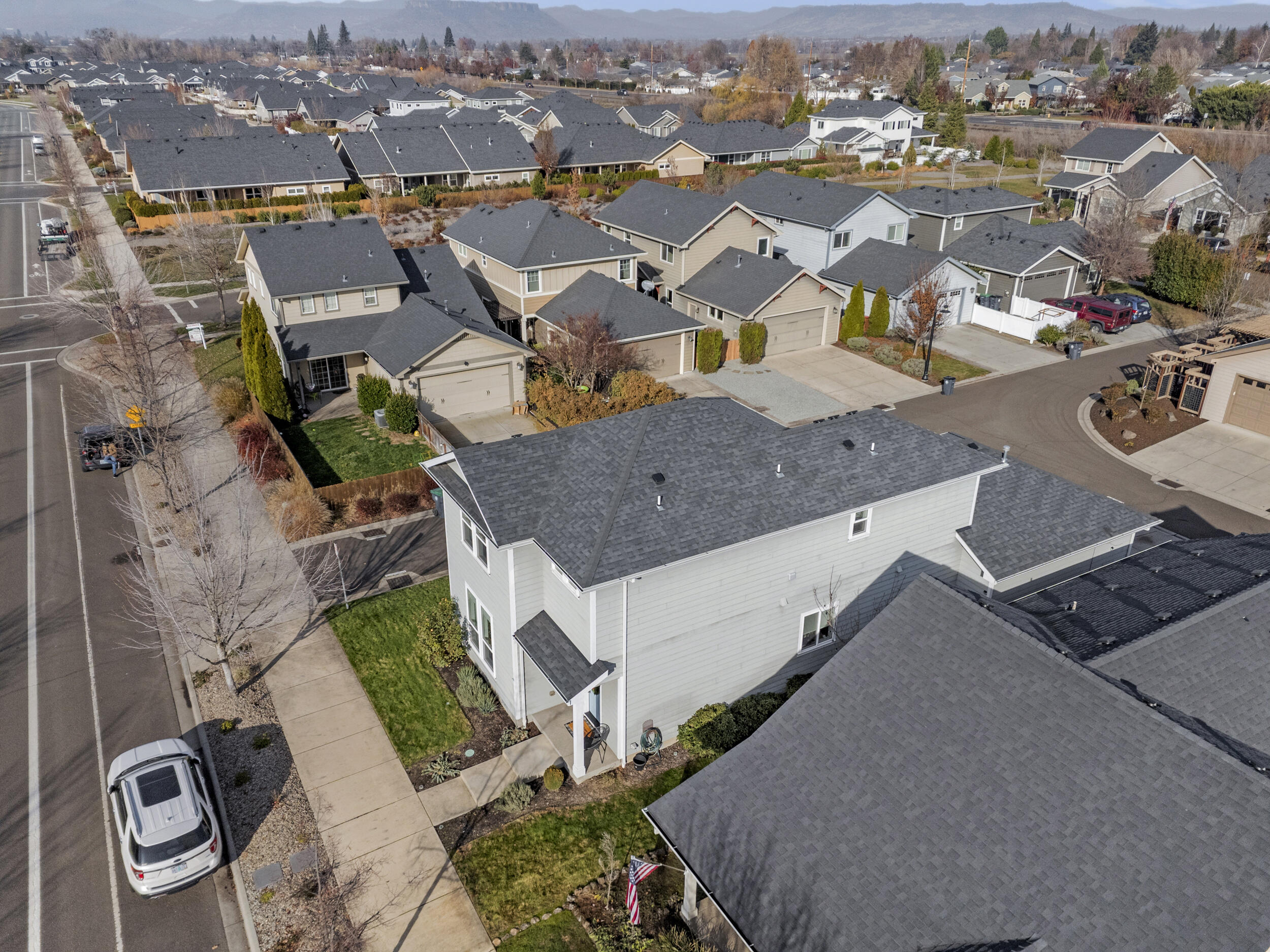 1142 N Haskell Street