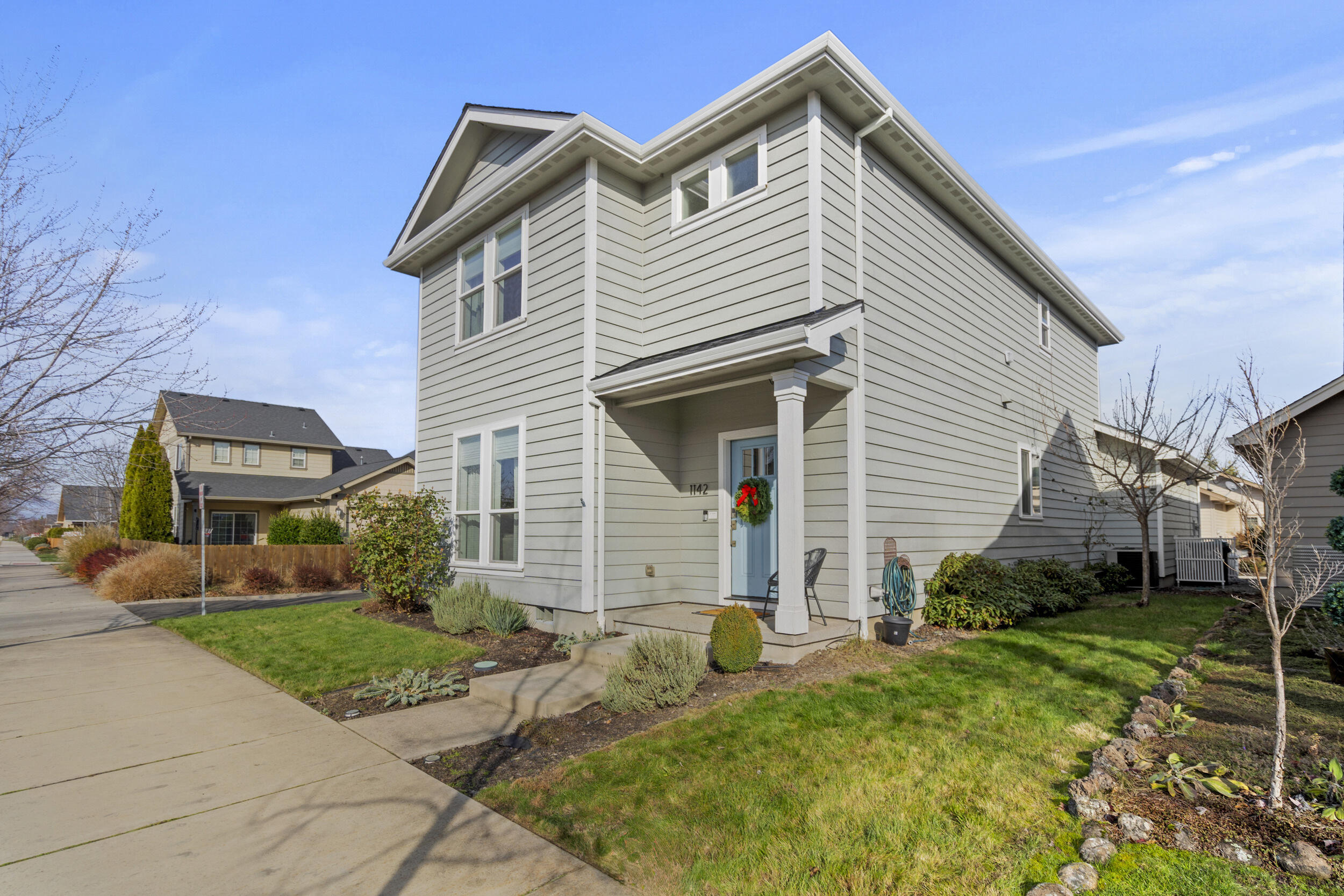 1142 N Haskell Street