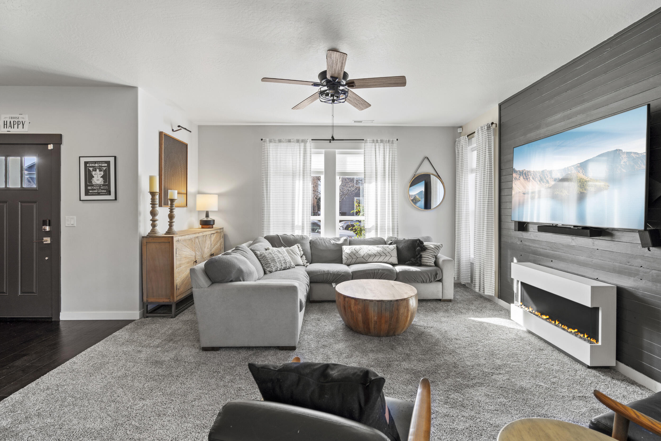 1142 N Haskell Street