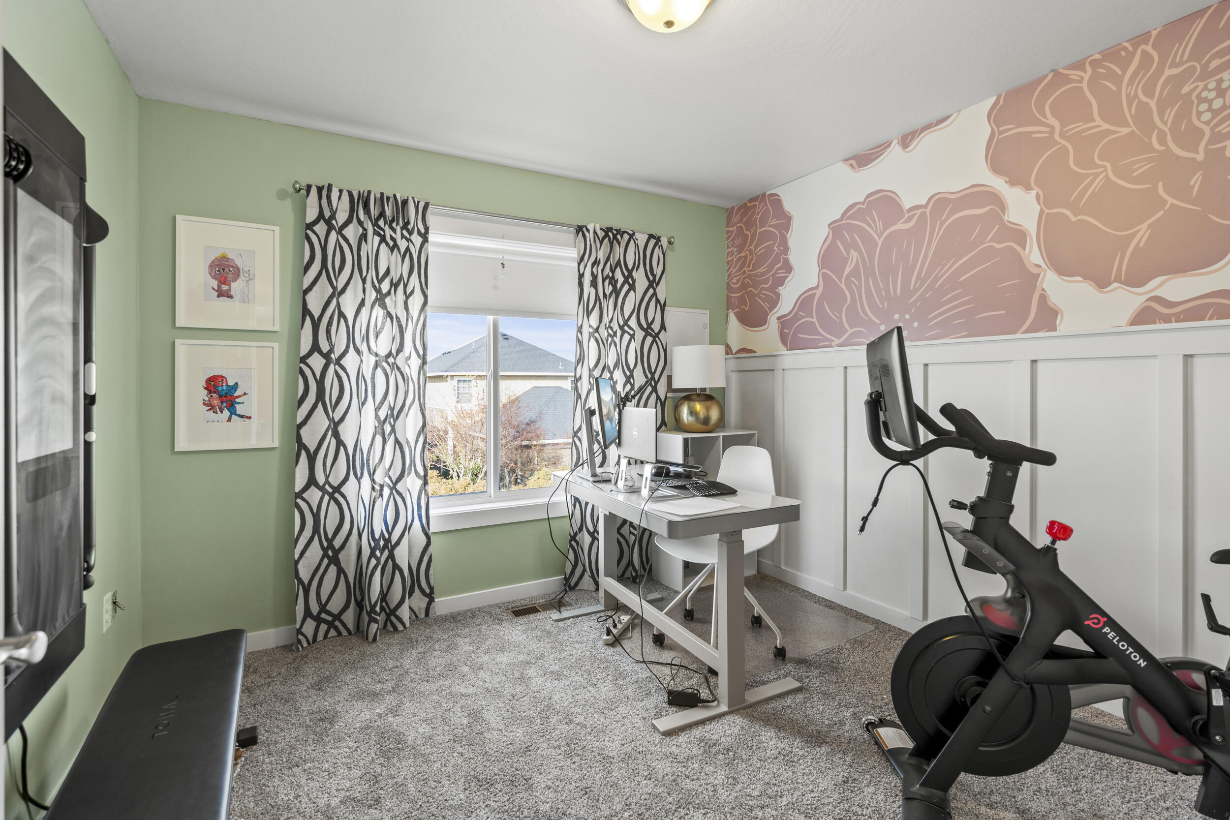 1142 N Haskell Street