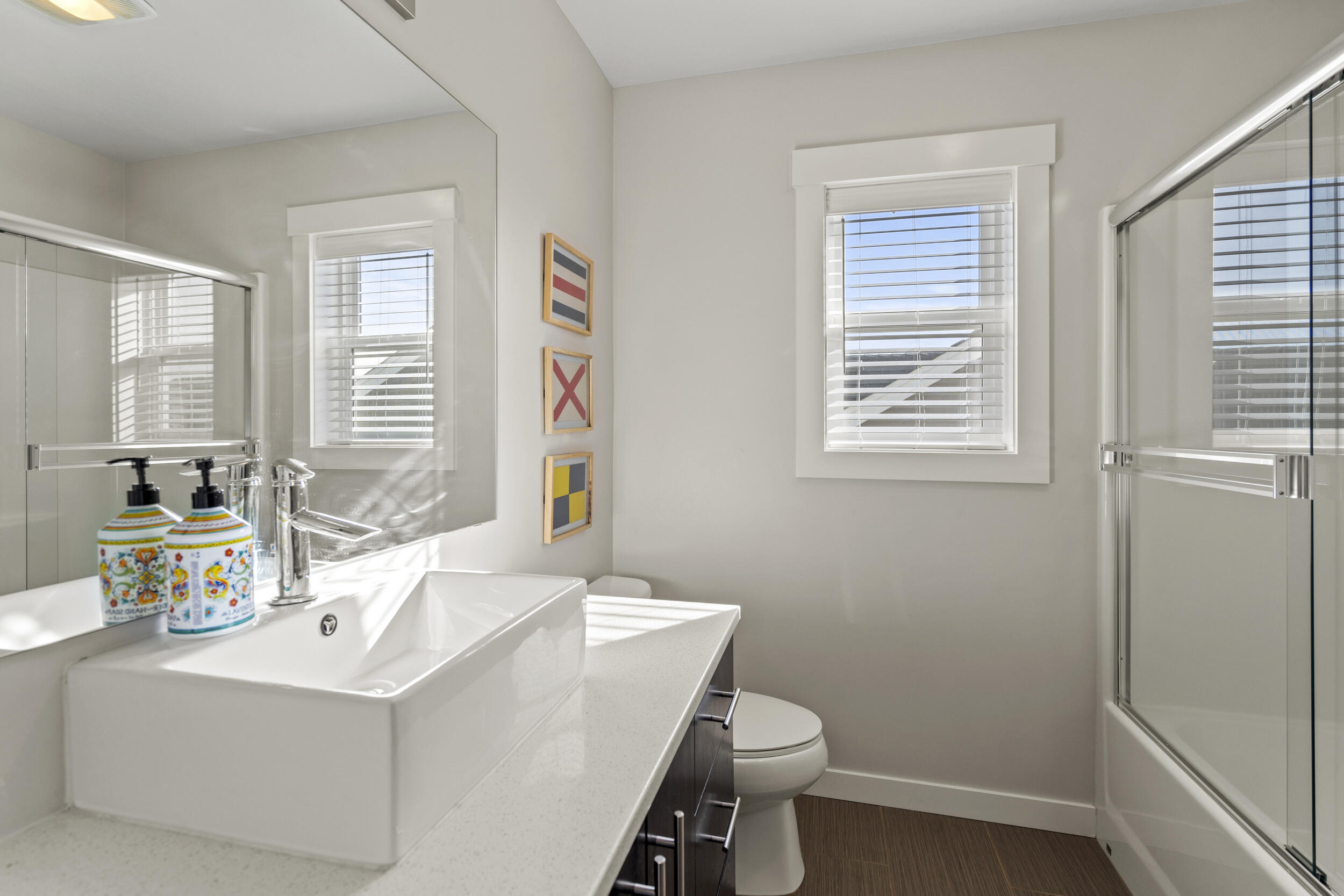 1142 N Haskell Street