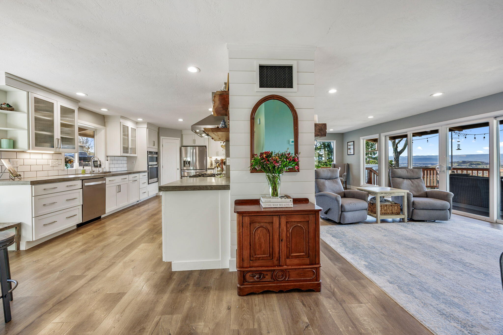 3367 Annapolis Drive