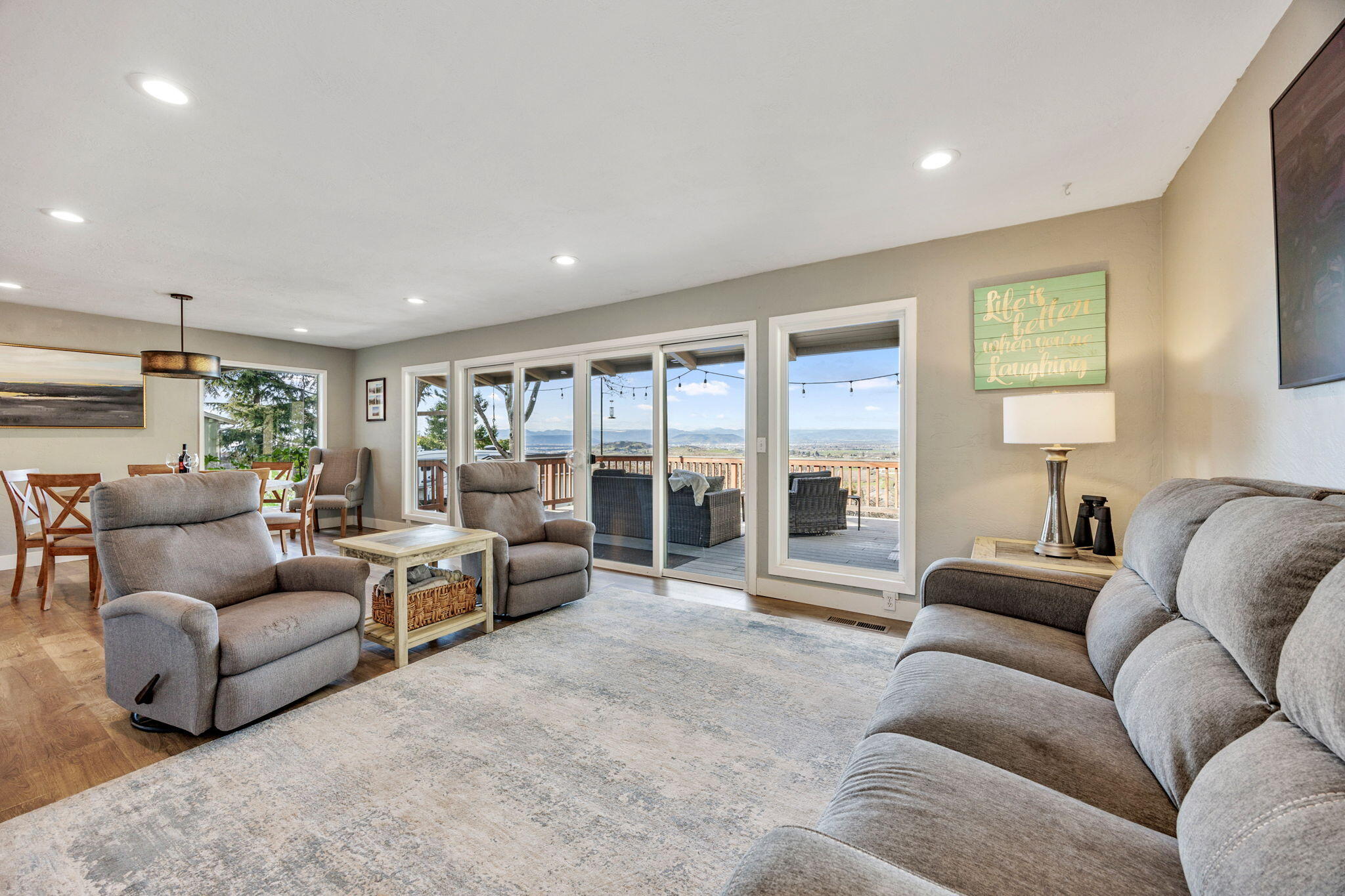 3367 Annapolis Drive