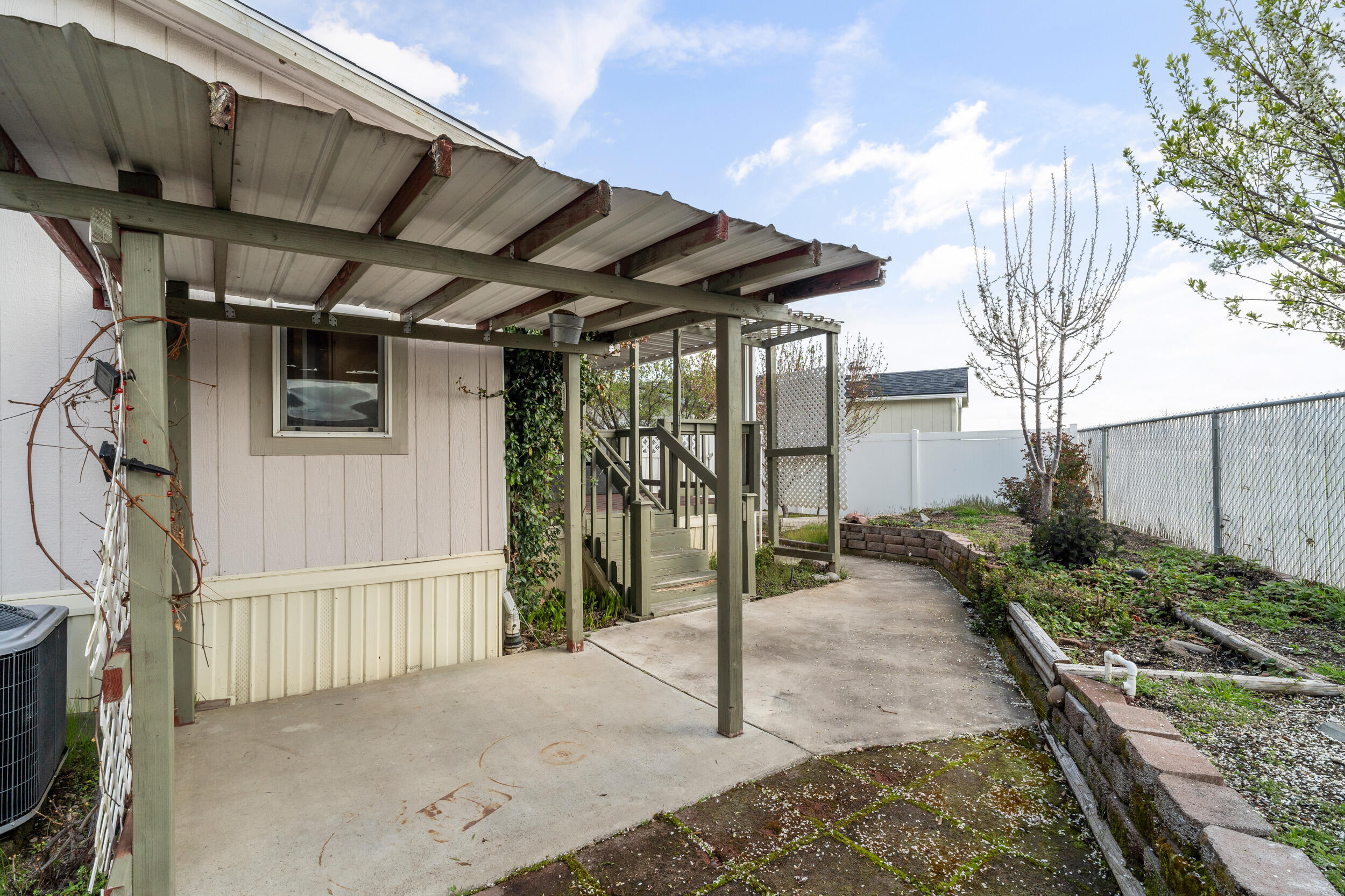 4425 W Main Street, SPC 11