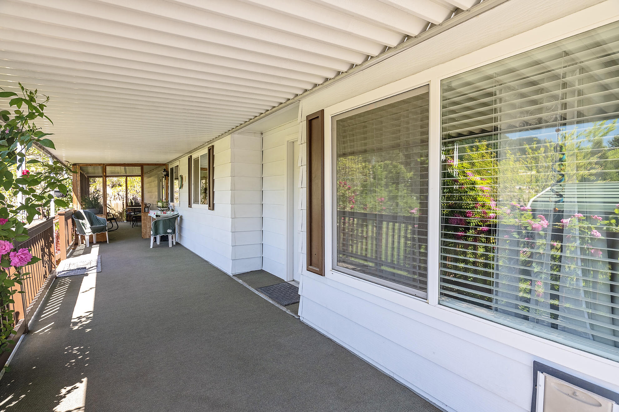 515 E Main Street, 1