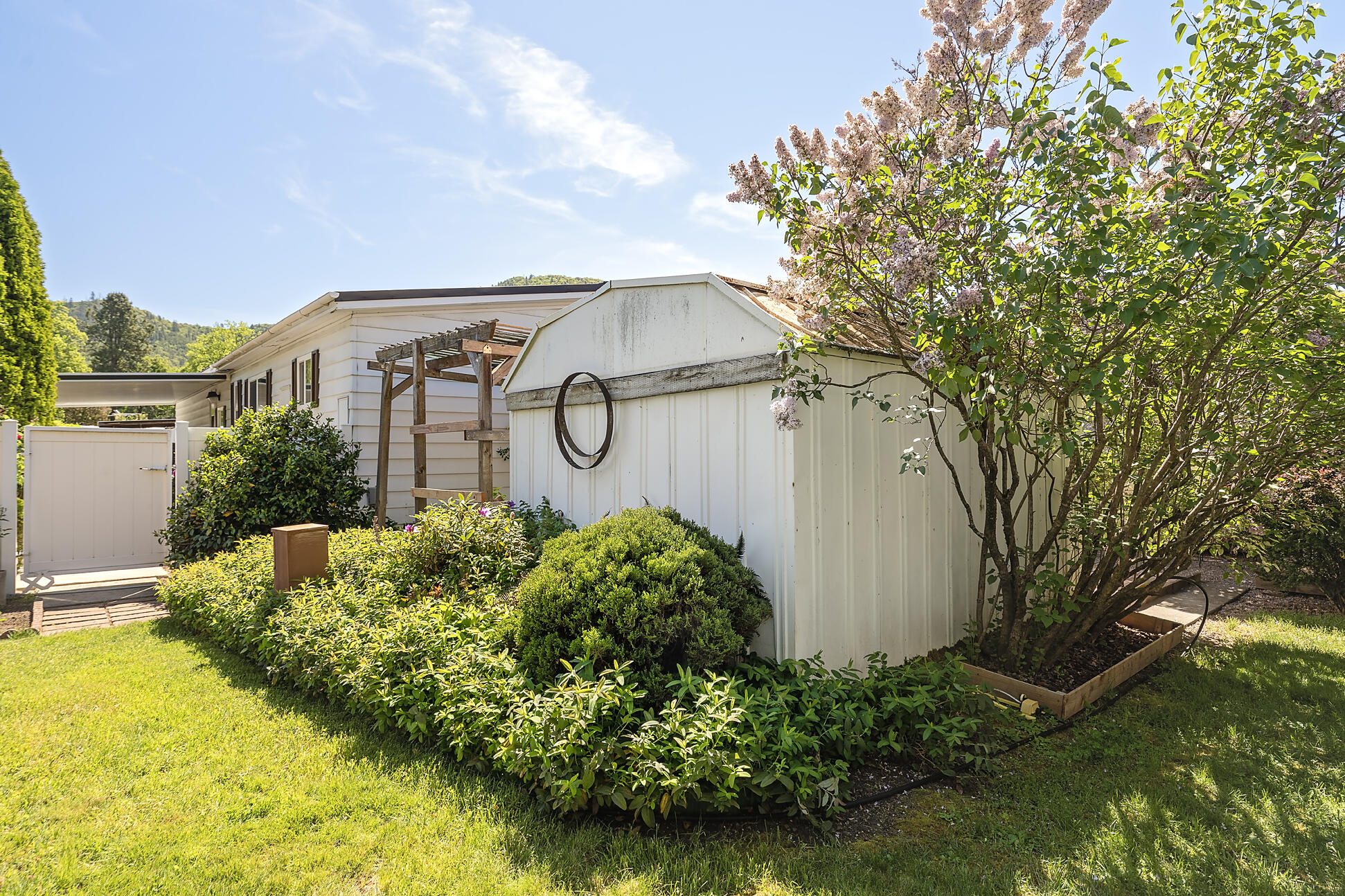 515 E Main Street, 1