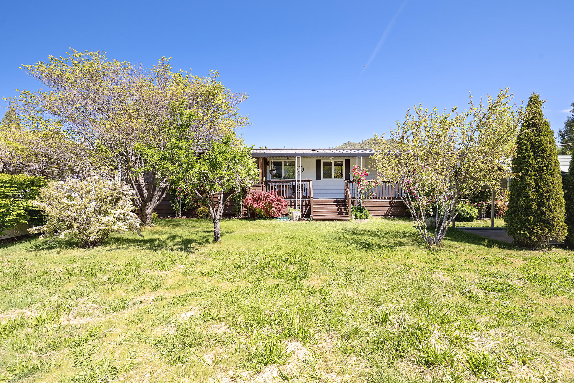 515 E Main Street, 1