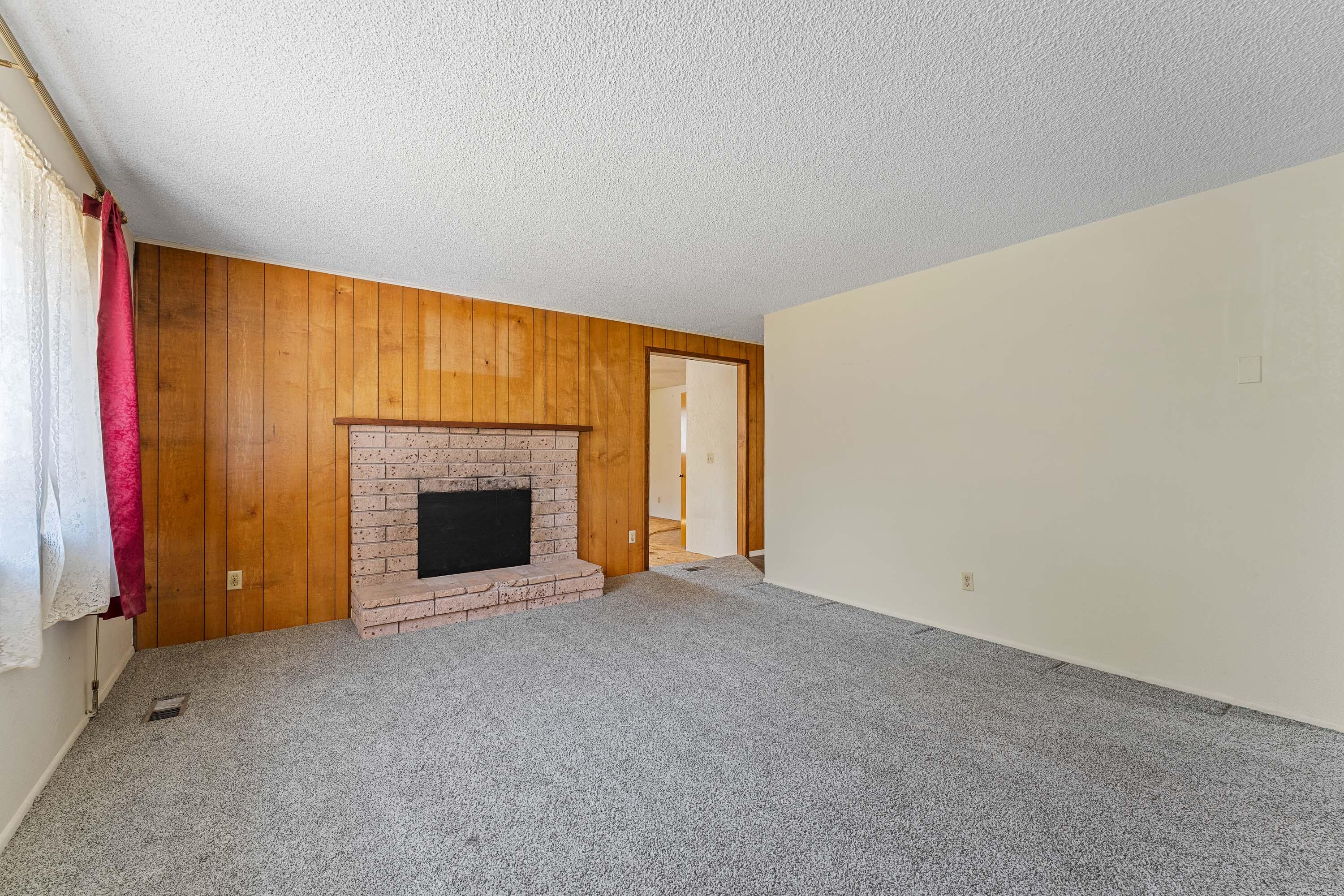 1606 SW Heather Drive