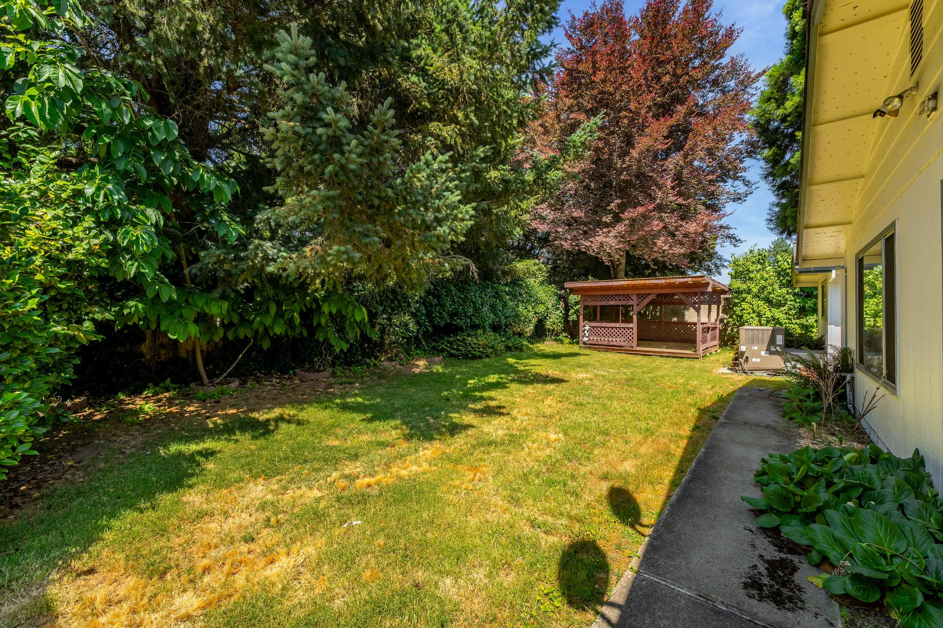 1606 SW Heather Drive