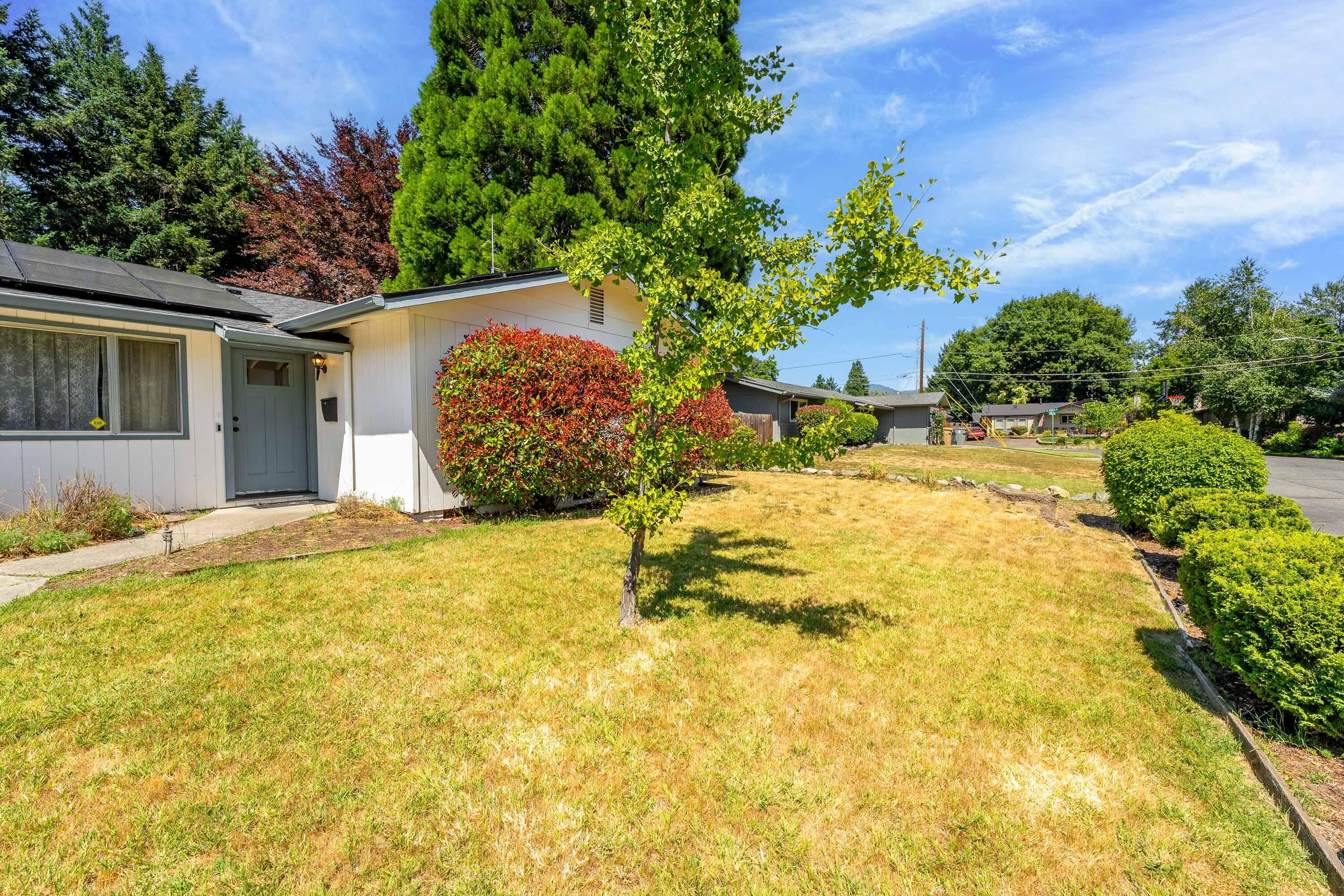 1606 SW Heather Drive